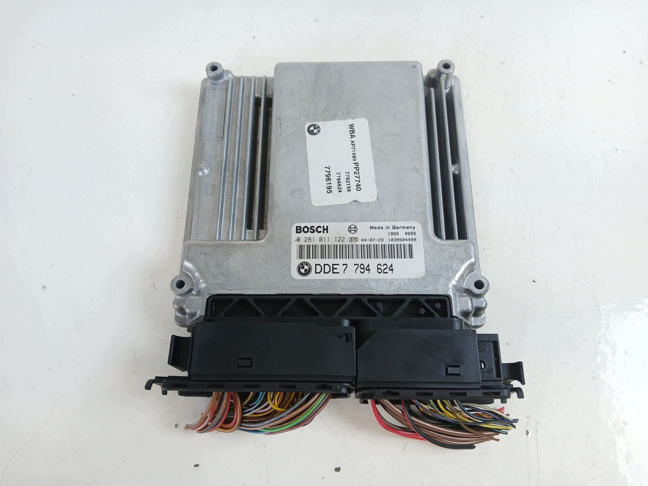 BMW E46 unité de commande électronique uce moteur 2.0 D 7794624