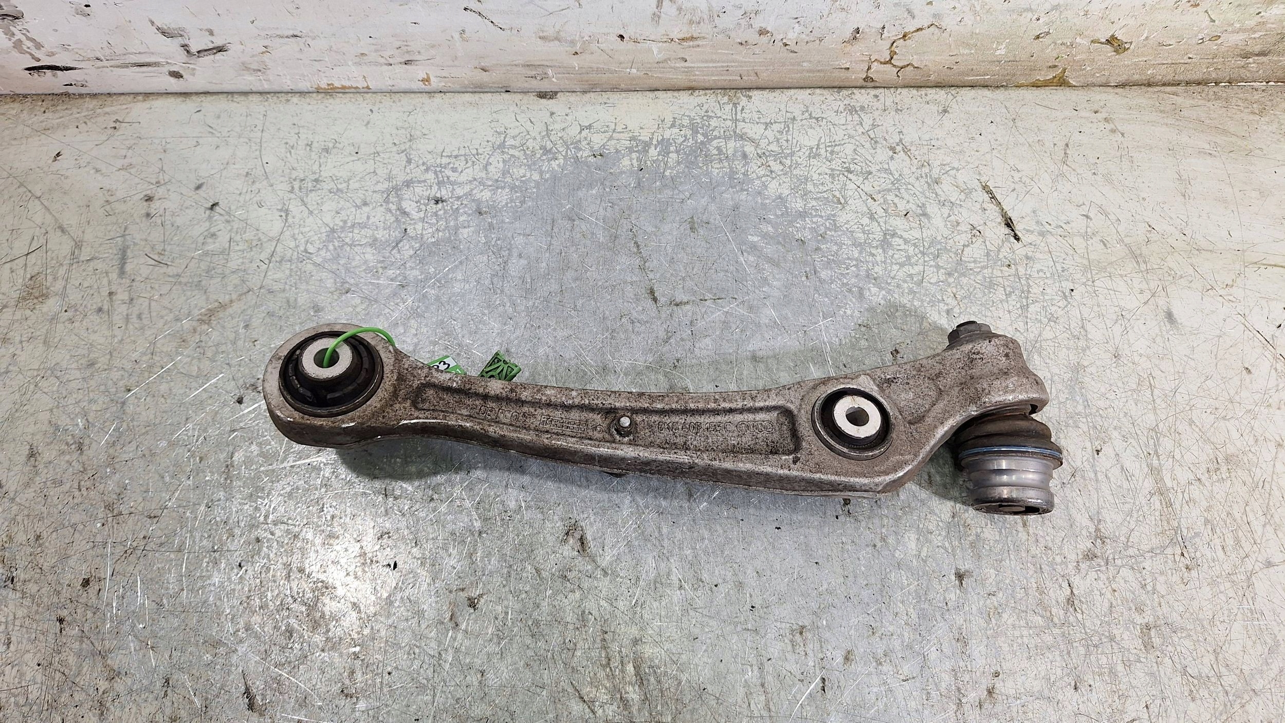 arm left front 8K0407155C AUDI A4 B8 A5 8T Q5 8R A6 C7