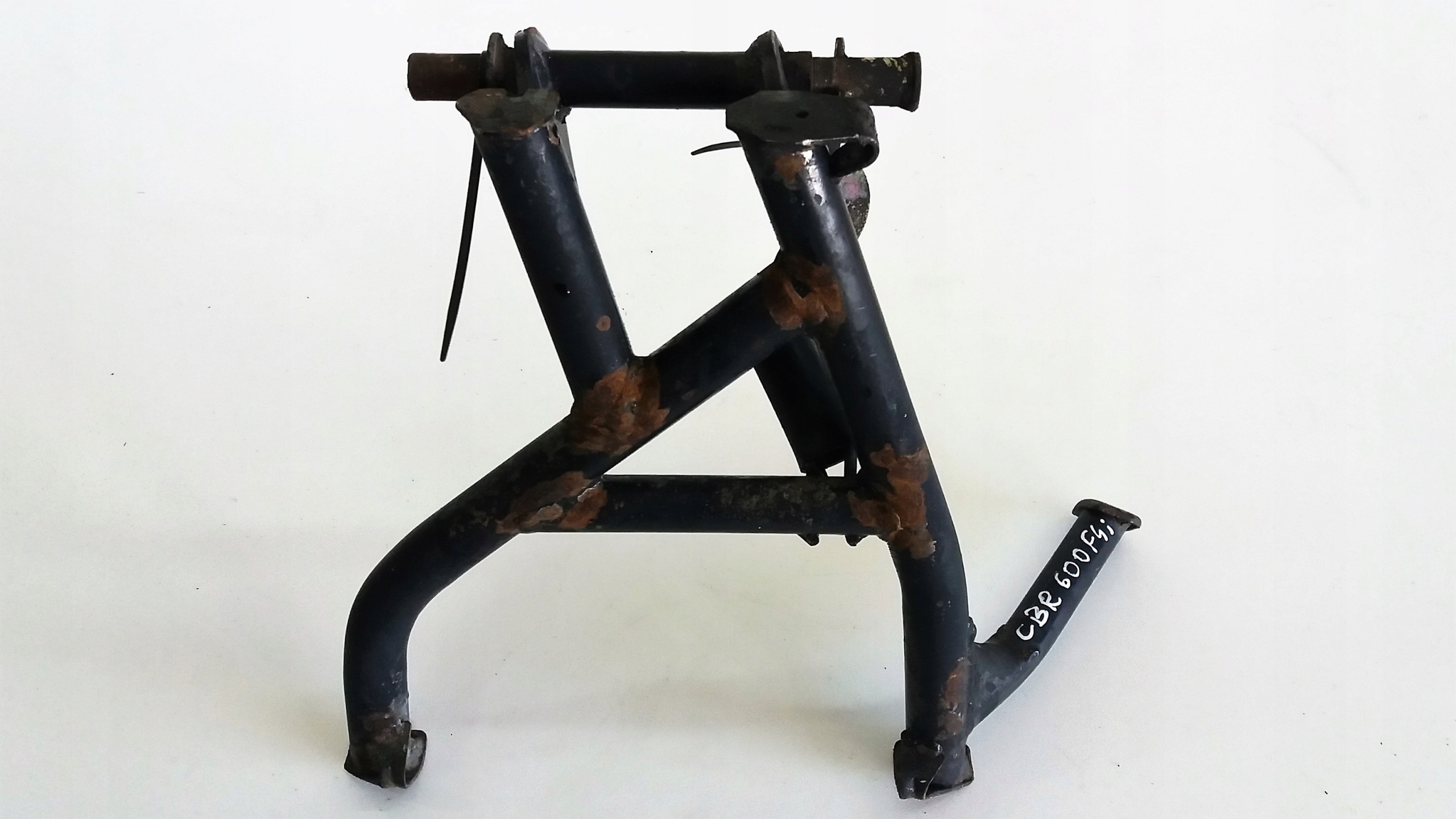 9ijpoik - HONDA CBR 600 F4 центральна підніжка