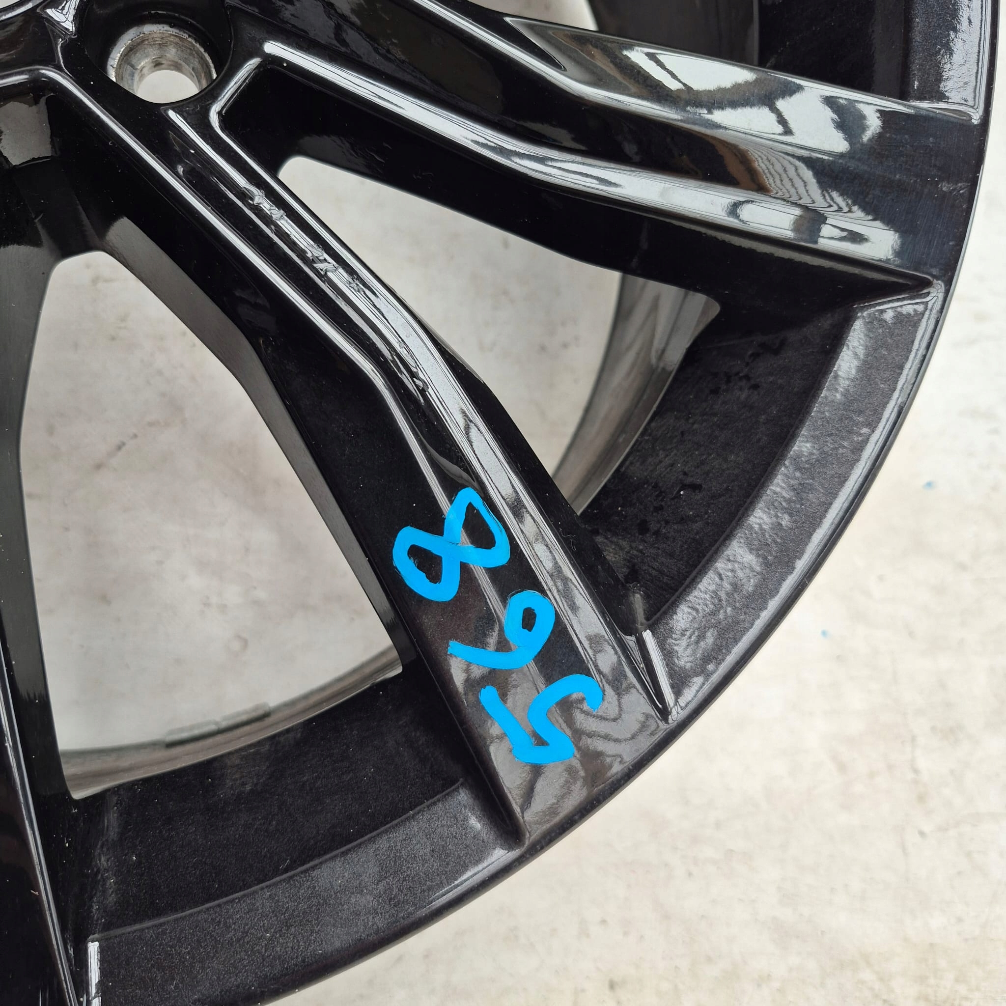 VW T-ROC 2GA disk hliníkový 2GA601025AB 18"