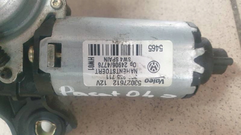VOLKSWAGEN PASSAT B6 motorić brisača stražnje