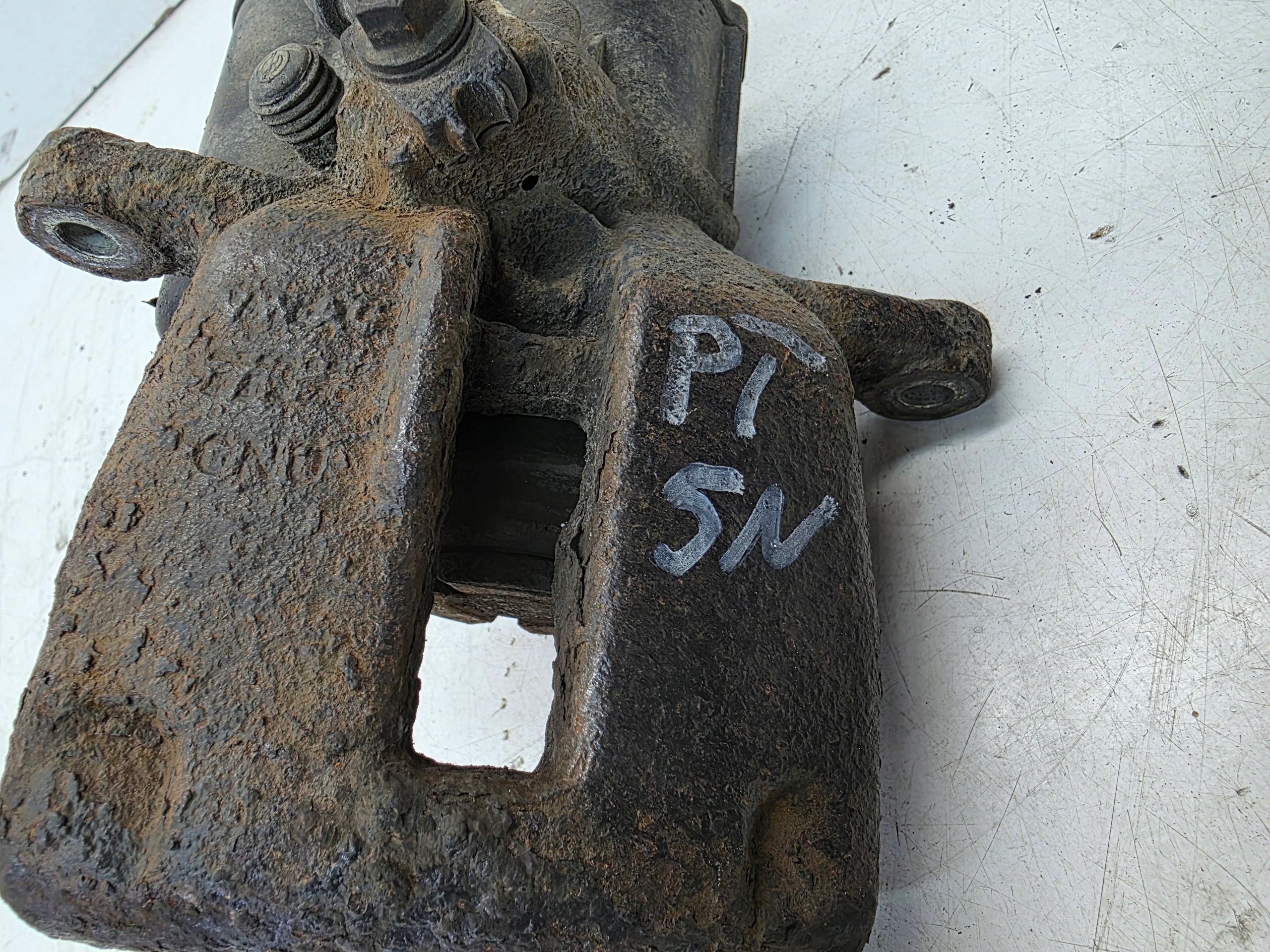 caliper brake right rear part electrical VW TIGUAN 5N