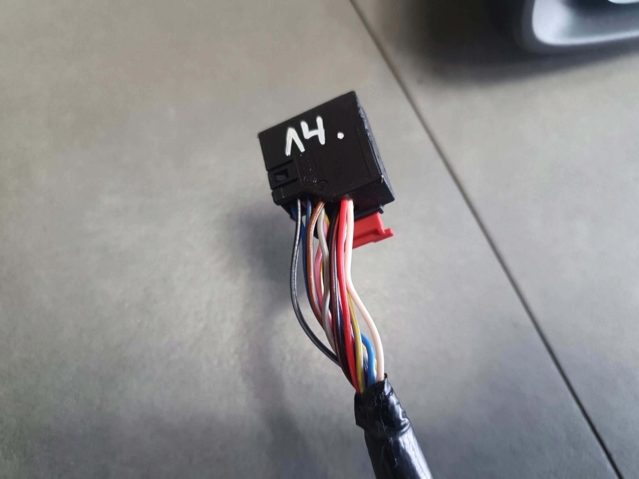 Audi Q8 electrics mirror side left 14 pin kamera 4M8857409 europa