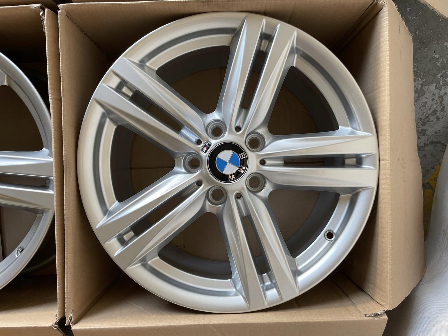 Oryginalne Felgi 18cali BMW M pakiet F20 F22 Mini Rim diameter 18