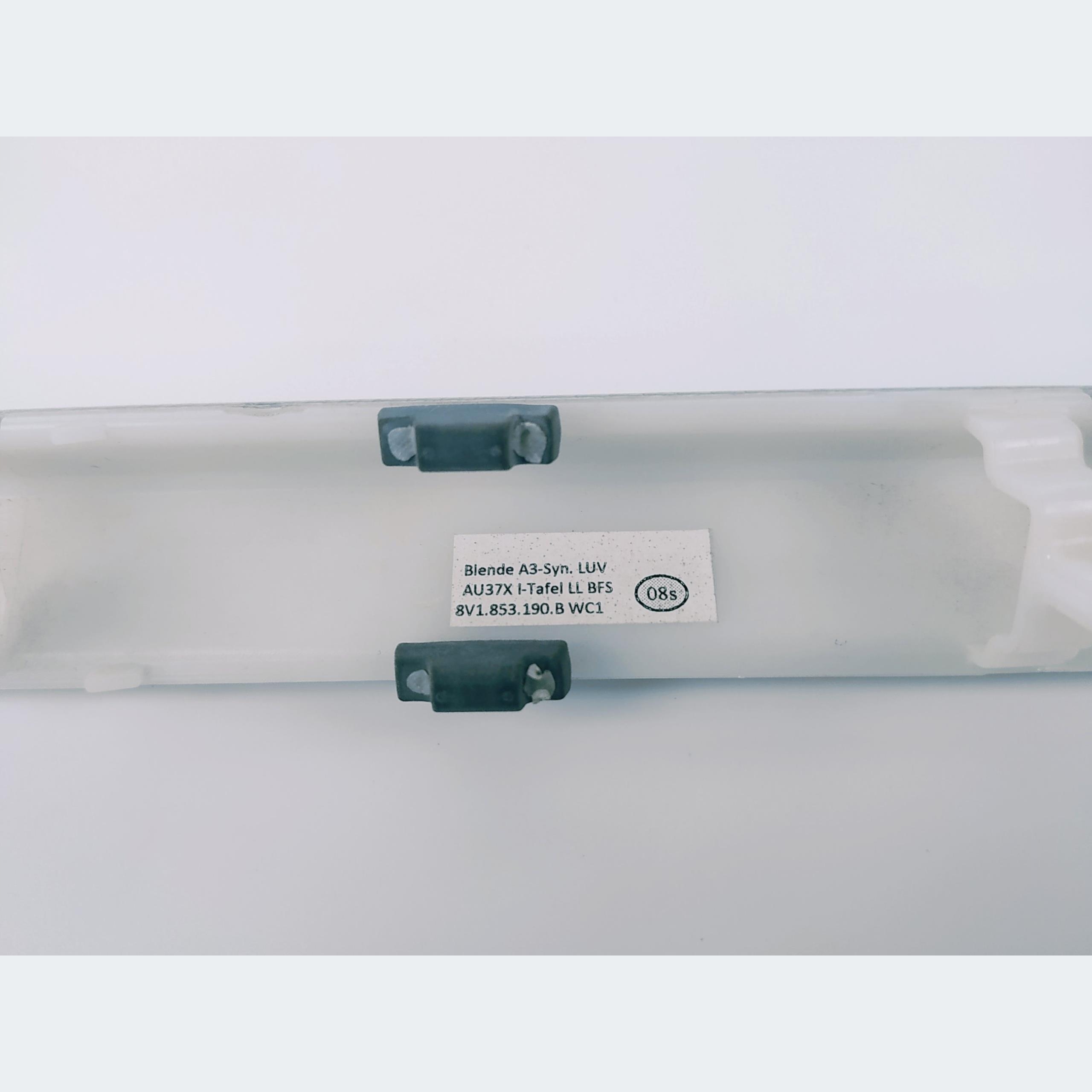 Moulage DEKOR du tableau de bord AUDI A3 8V1853190B