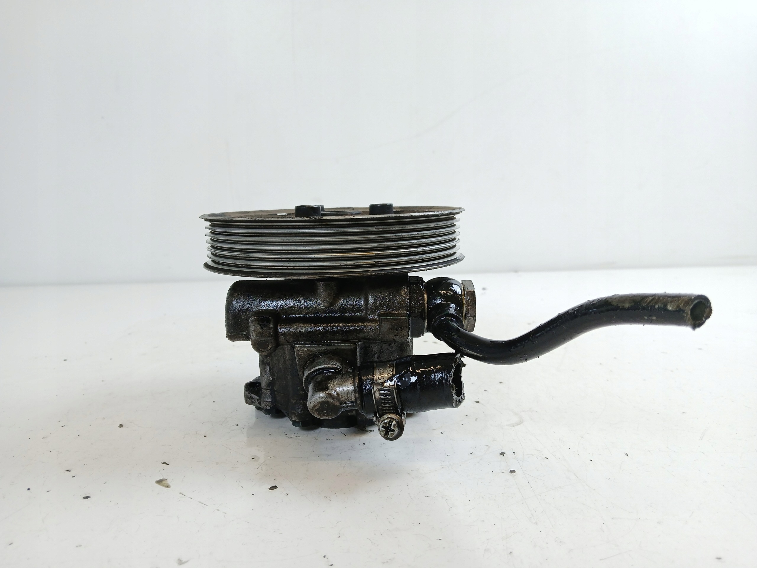 AUDI A6 C5 A4 B5 2.5 TDI servo pump 4B0145155R 120 BAR