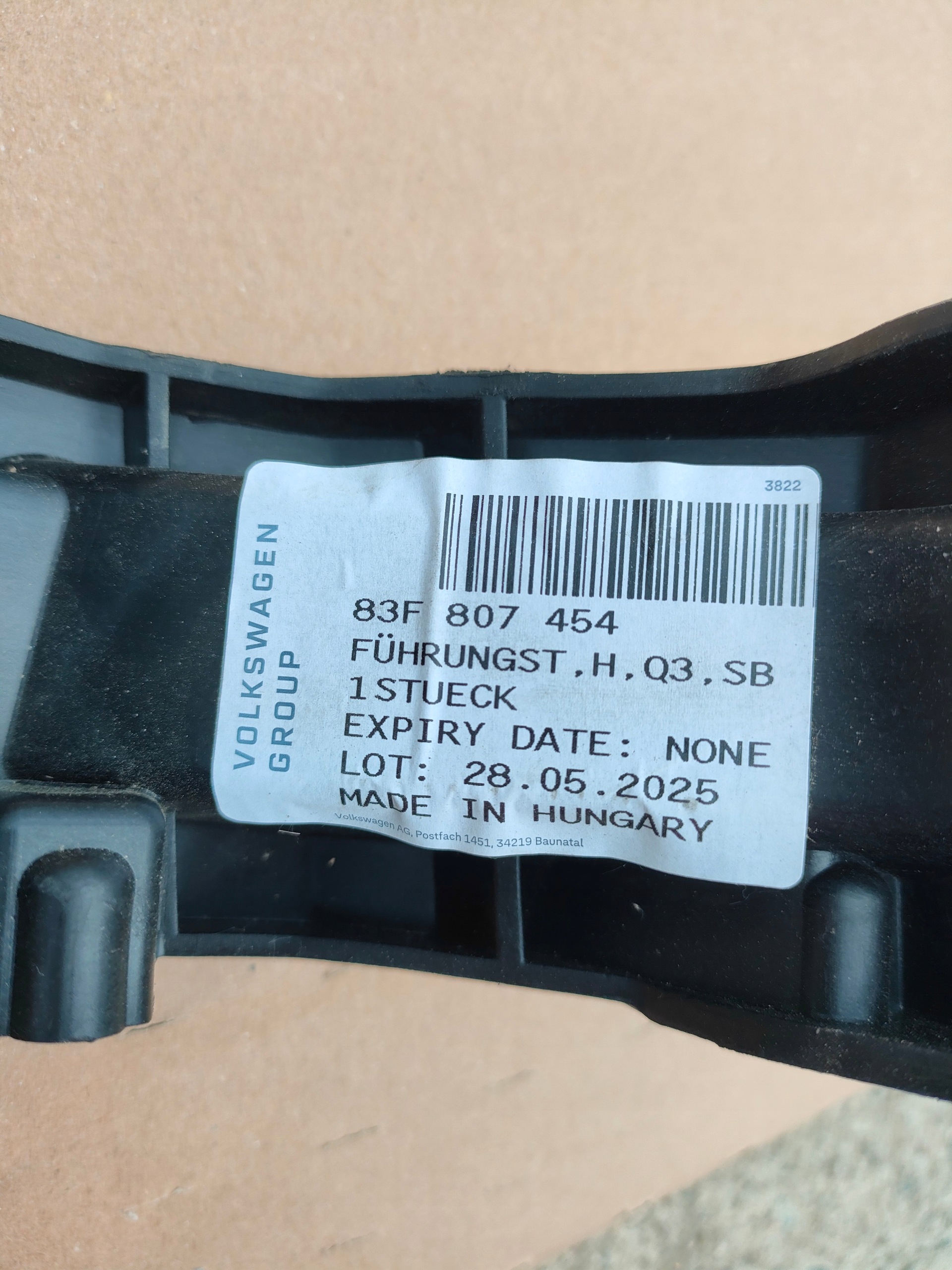 bumper bracket rear part rear right AUDI Q3 RSQ3 83F807454