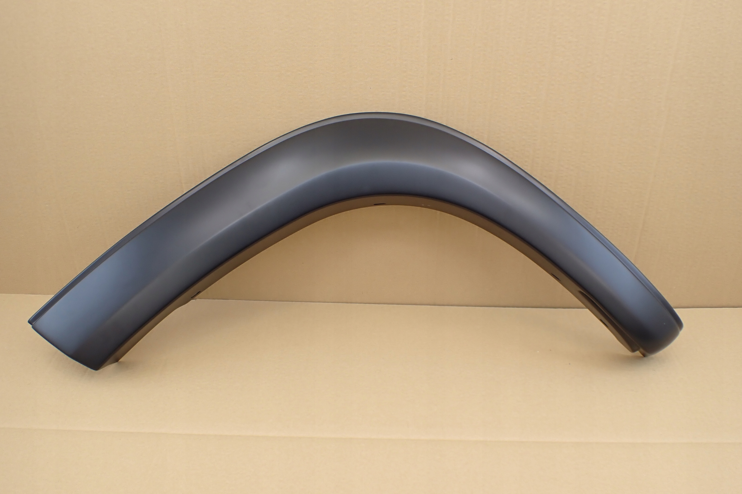 LISTWA NAKŁADKA BŁOTNIKA MITSUBISHI L200 LEWY PRZÓD 20- 911-MTD19-0E Numer katalogowy części 911-MTD19-0E LEWY PRZÓD