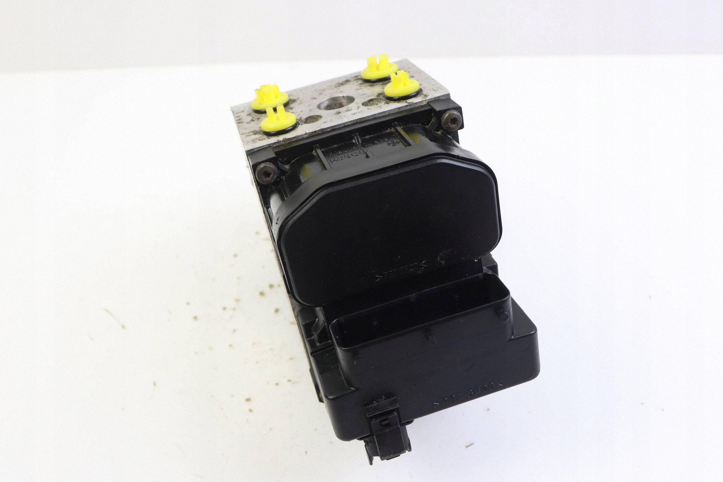VW PASSAT B5 AUDI A4 B5 pompa ABS 8E0614111 0273004132 0265216411