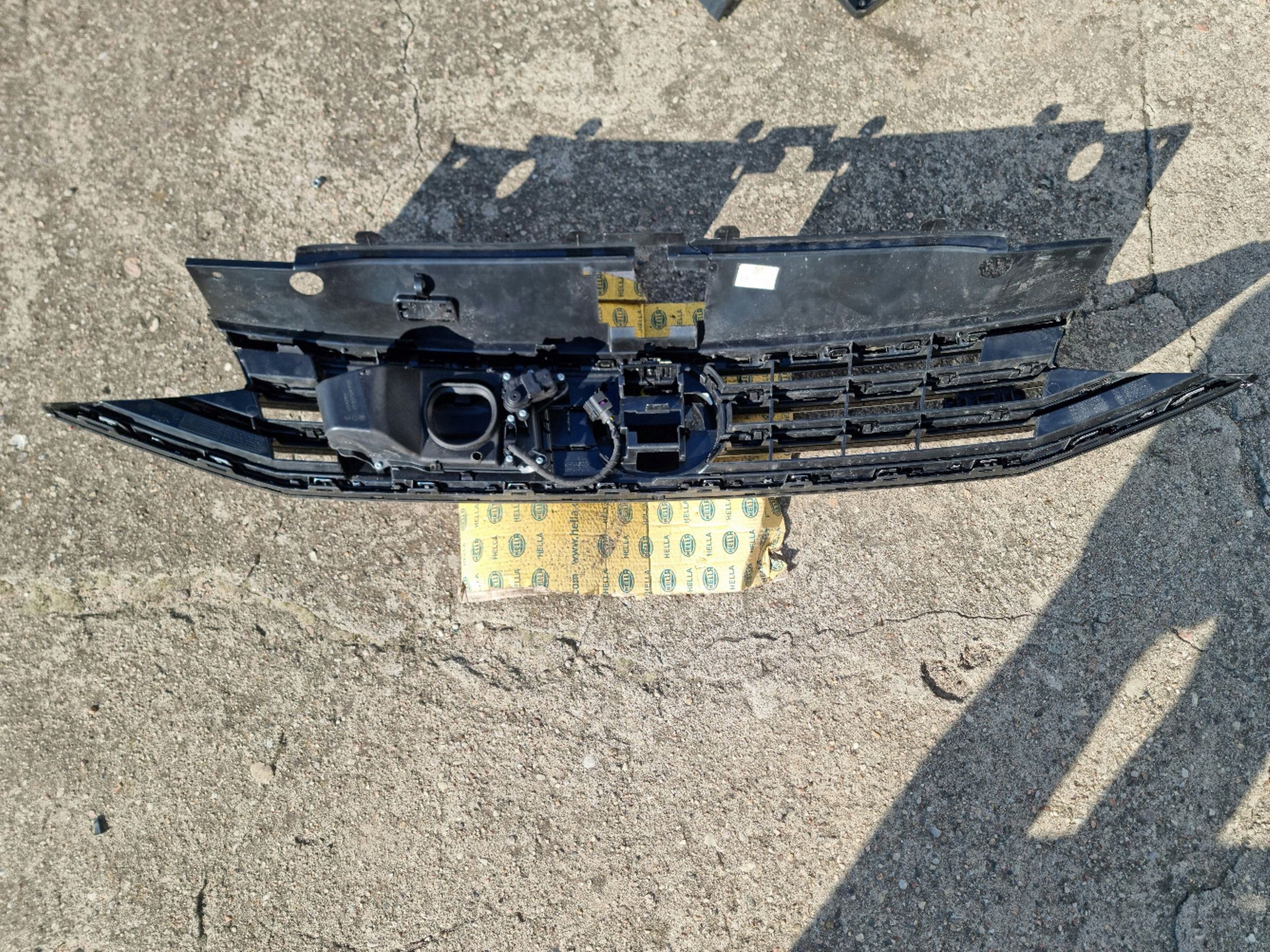 VW Passat B8 Kühlergrill FRONTGRILL Kühlergitter - Thumbnail 4
