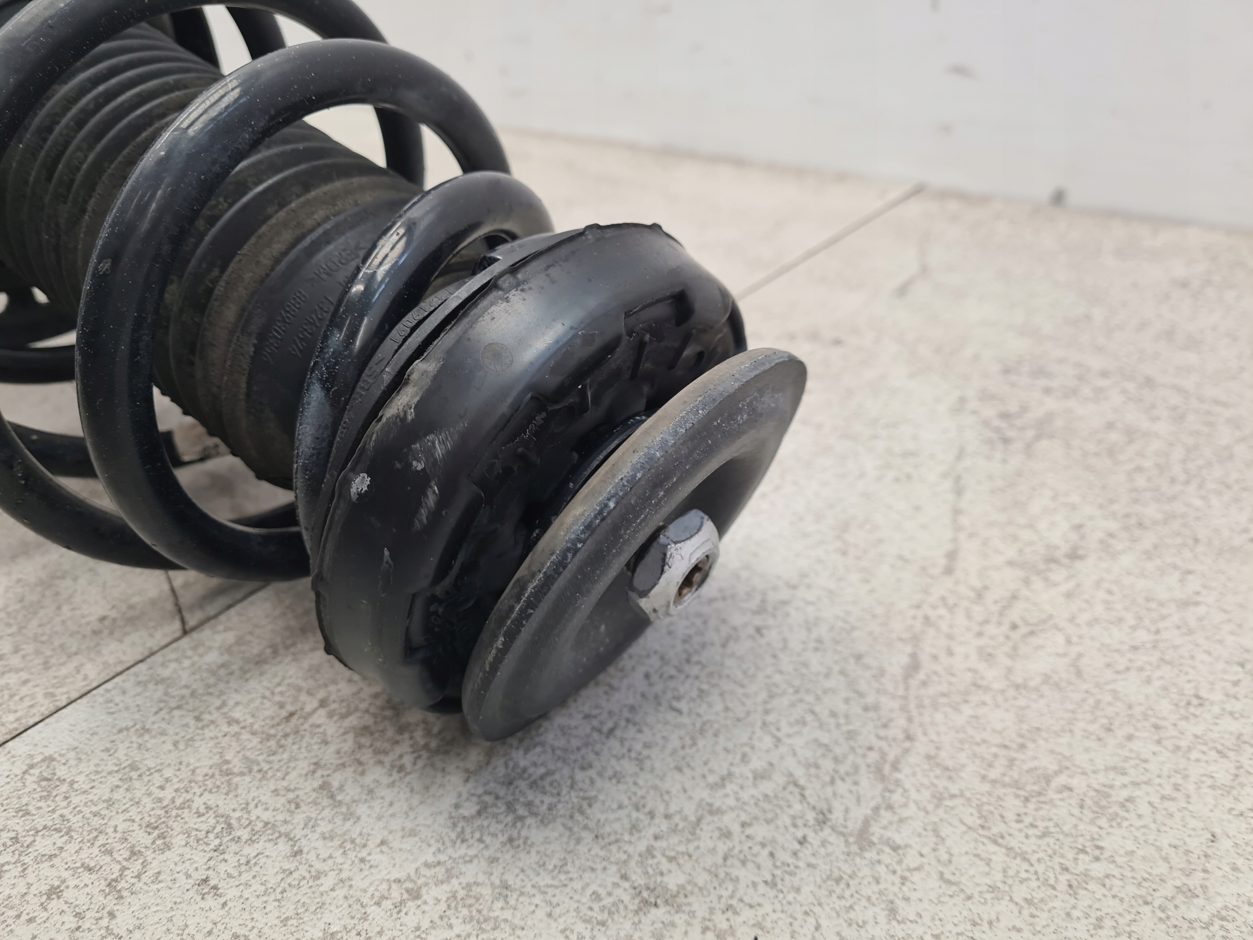 opel INSIGNIA A 2.0 поворотный кулак, цапфа левый