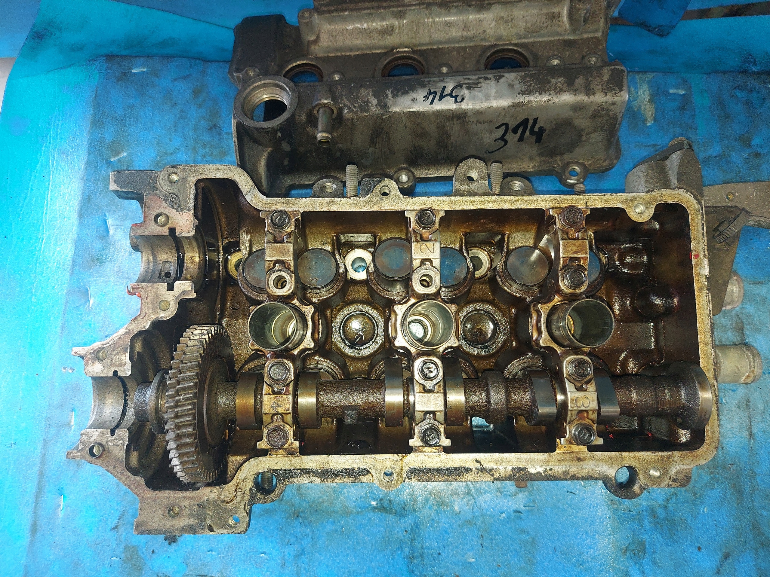 hlava DAIHATSU CUORE 1.0 B EJ