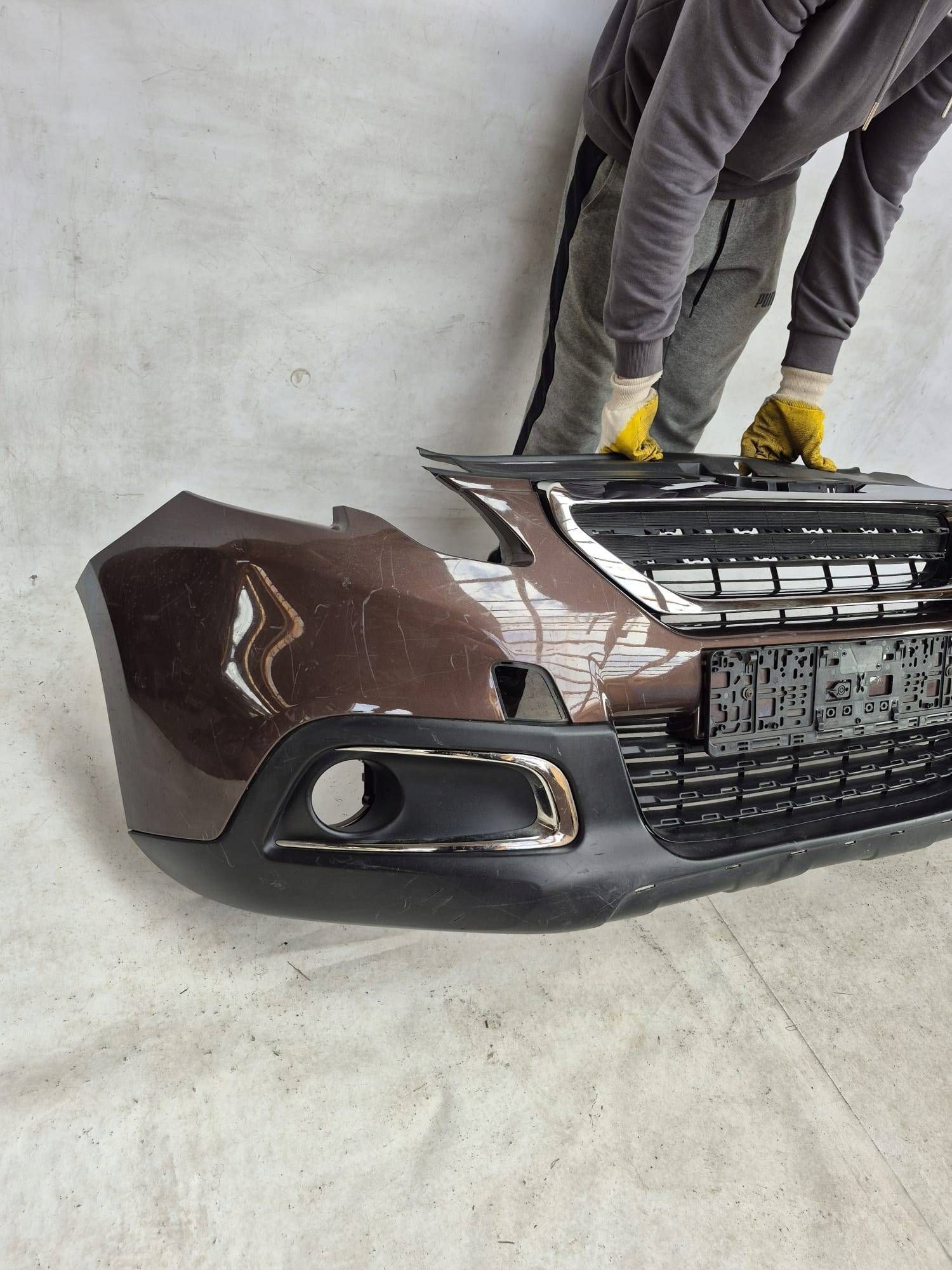 PEUGEOT 2008 and 1 13-16 bumper front front 9802521077