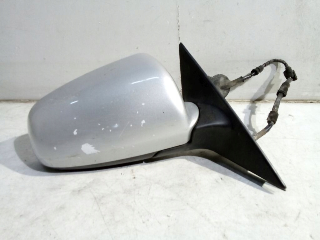 Audi A3 8P mirror right electrics 5 PIN LY7W
