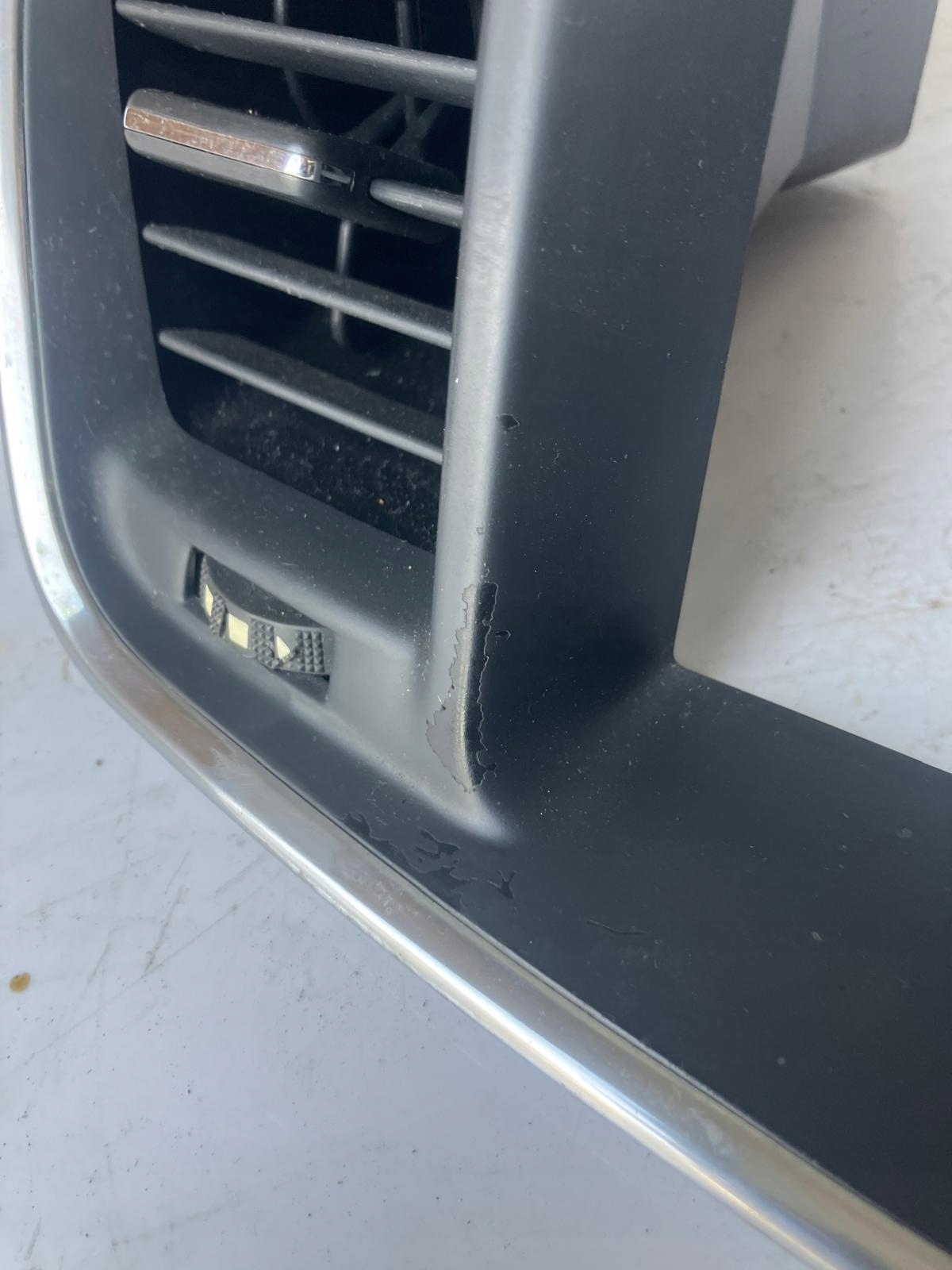 KRATKI air conditioning devices the centre frame navigation devices PEUGEOT 508