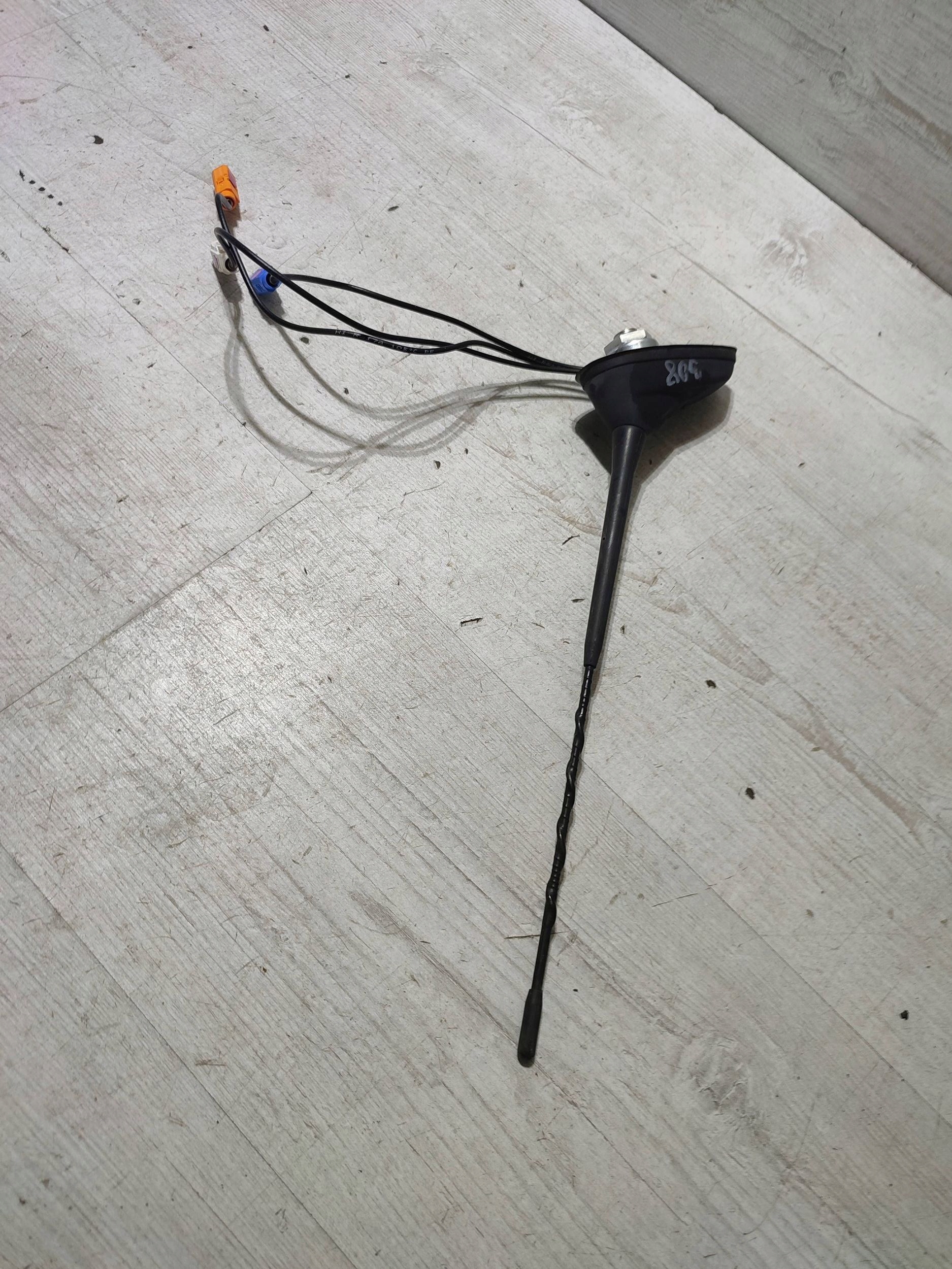 Peugeot 308 2019 Antenne radiowa