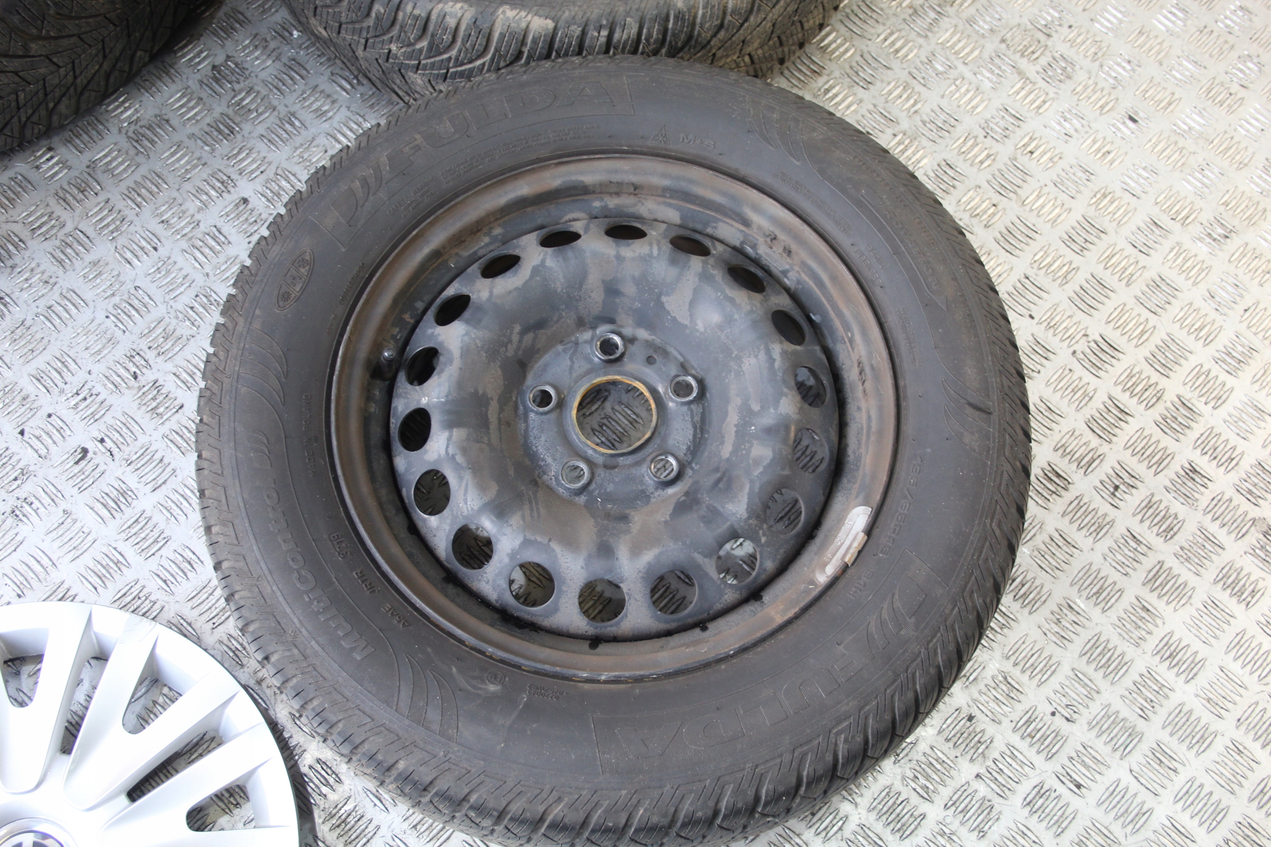 wheels discs metal 195/65 R15 VW CADDY 2K0 2K5