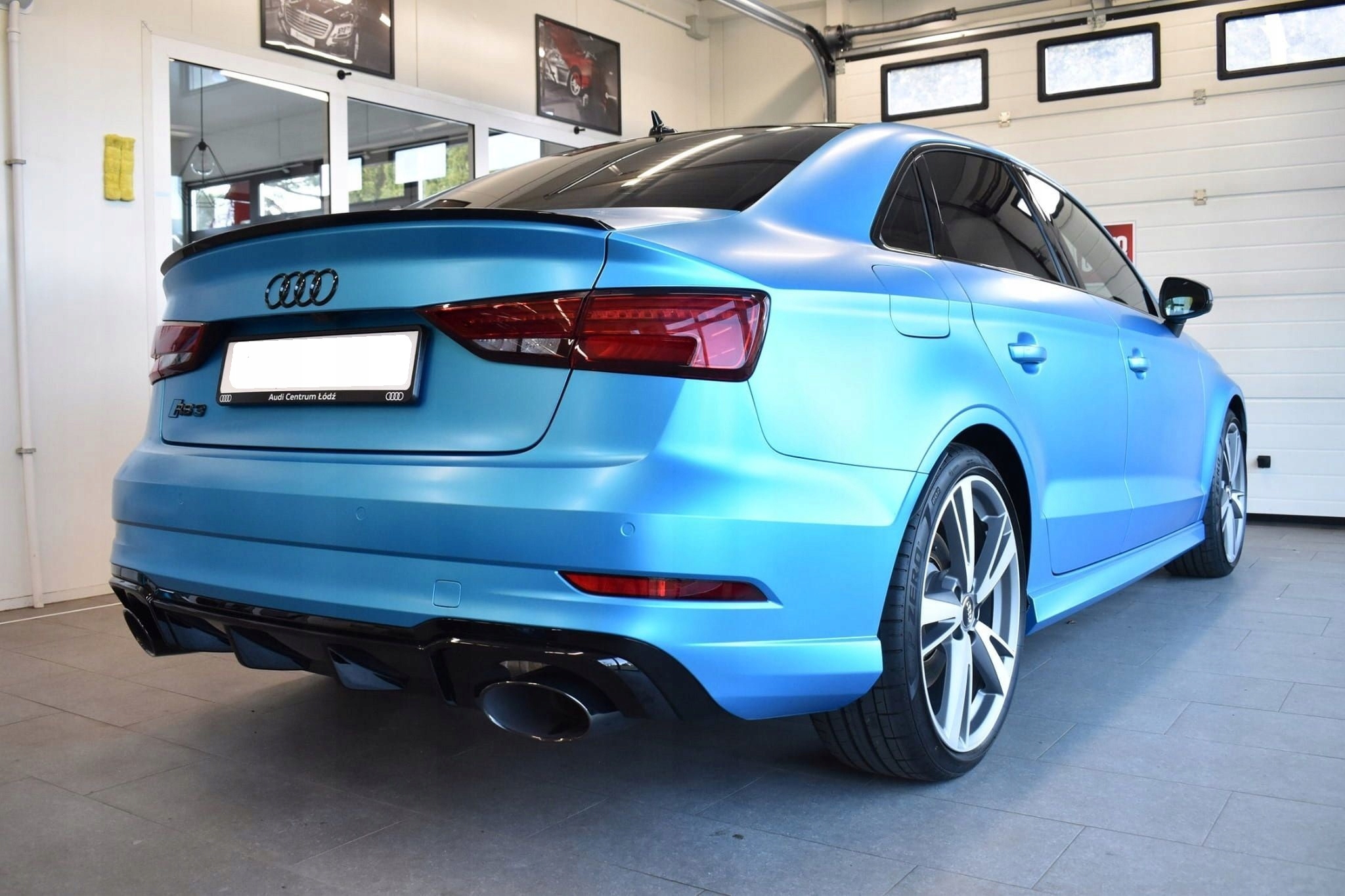 FOLIA BŁĘKITNA SATYNA 20m PERŁA CHROM MAT SAMOCHODOWA NIEBIESKA OKLEINA Producent New Vision