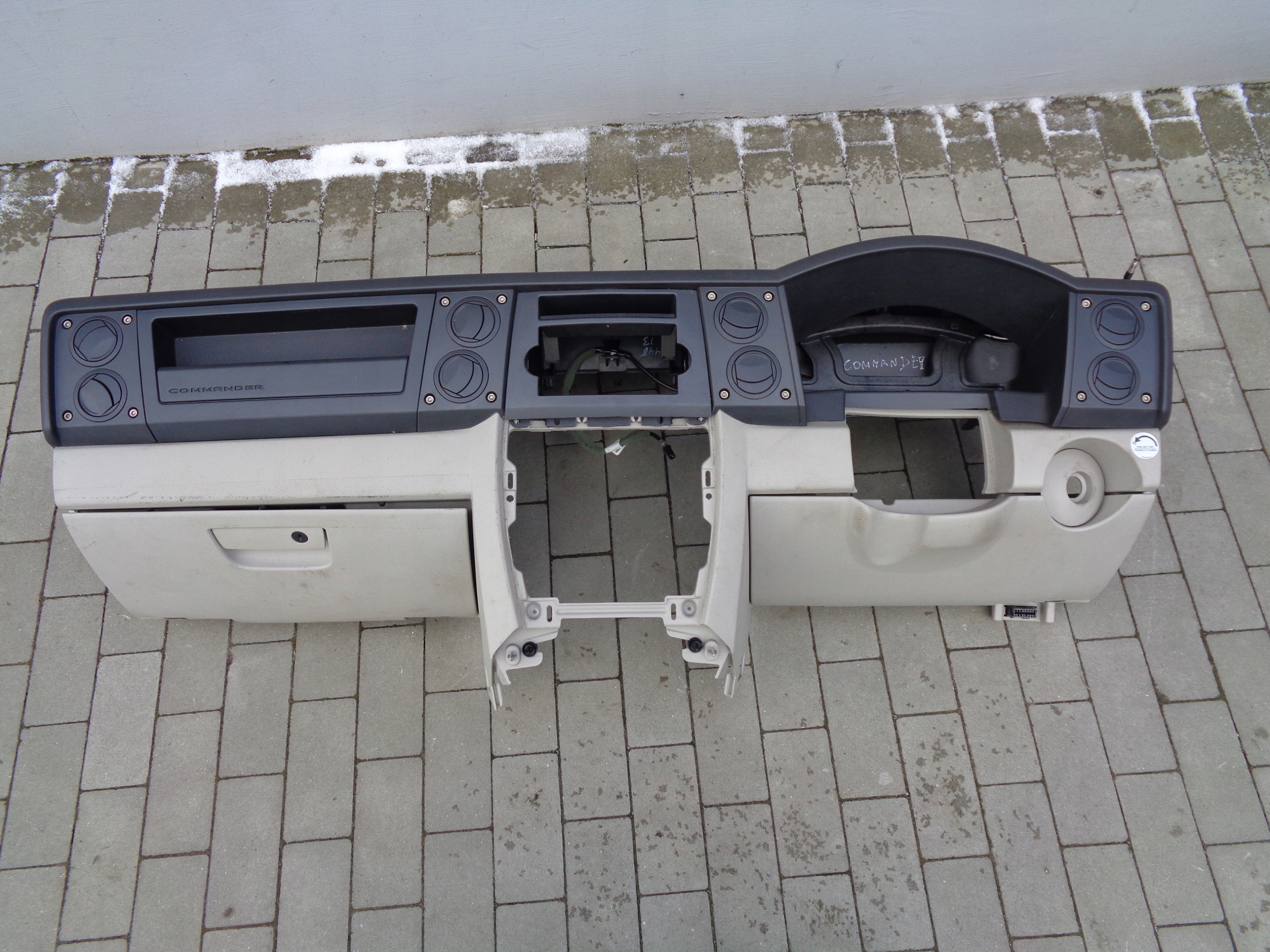 dashboard cockpit DASHBOARD ANGLIK UK JEEP COMMANDER
