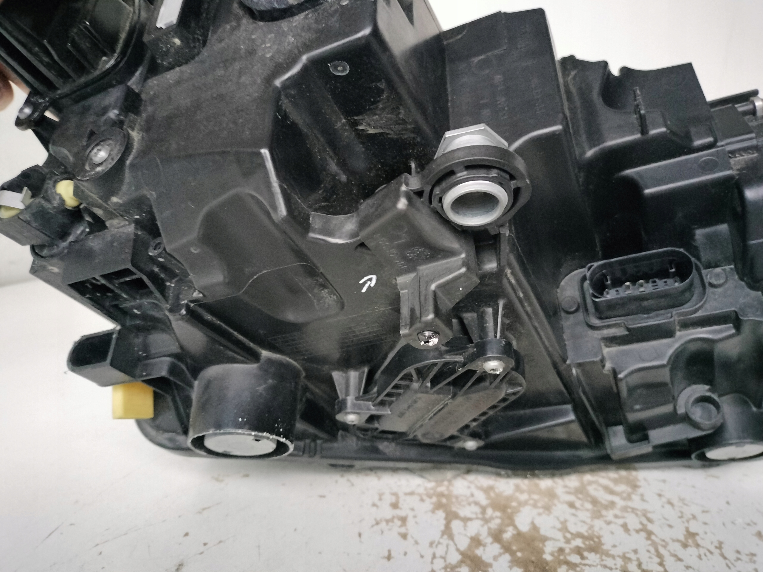 light left REFLEKTOR SKODA SCALA 18- FULL LED