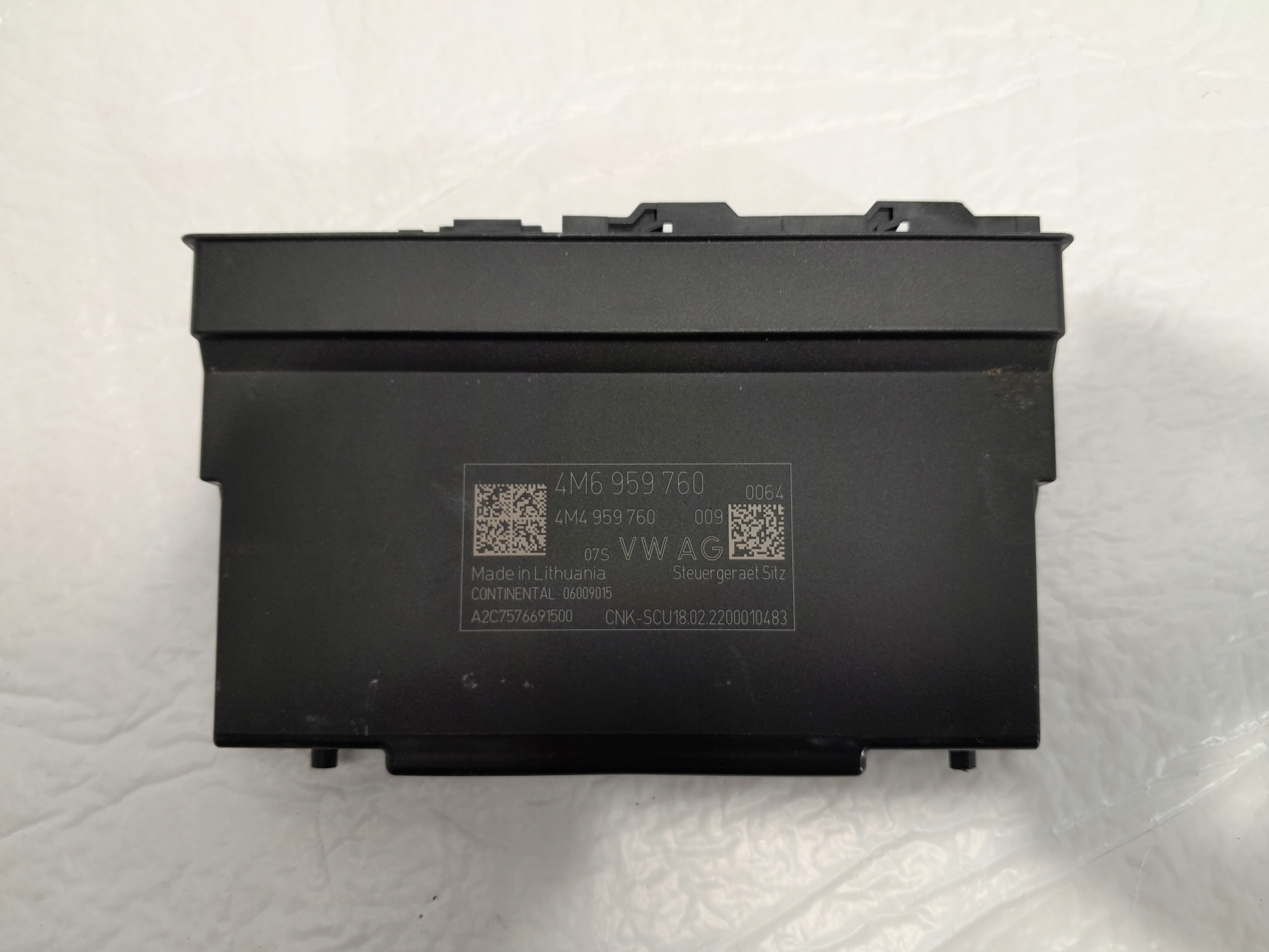 AUDI A4 B9 LIFT Bedienteil MODULU SITZ 4M6959760