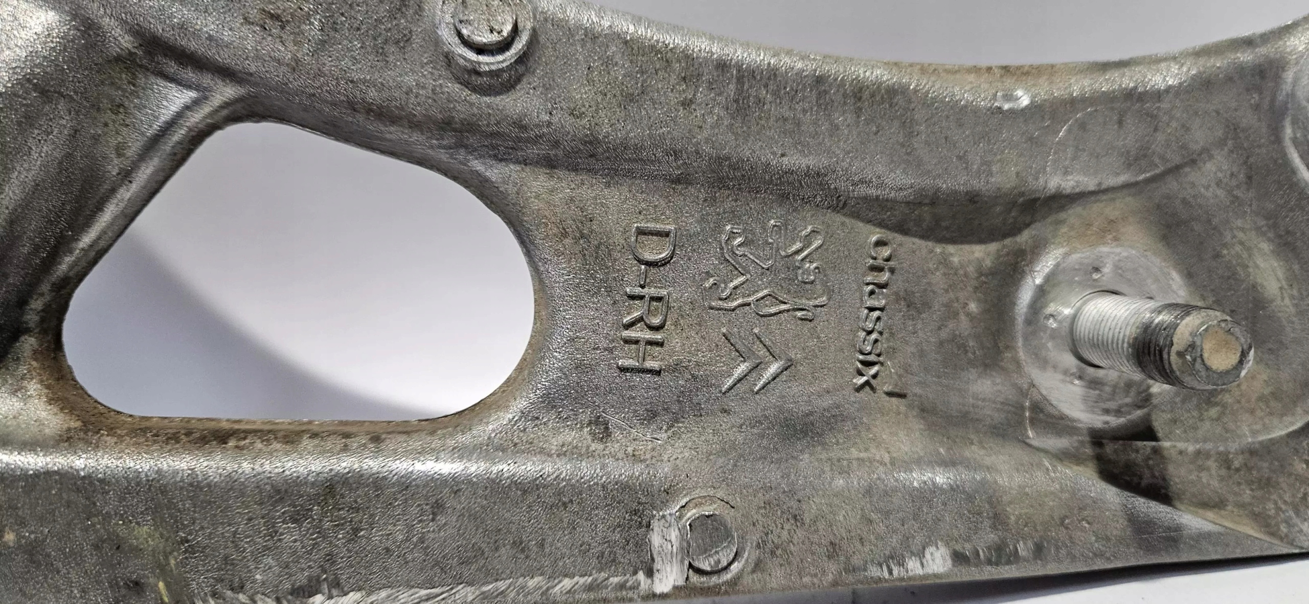arm right front PEUGEOT PARTNER IV BERLINGO IV