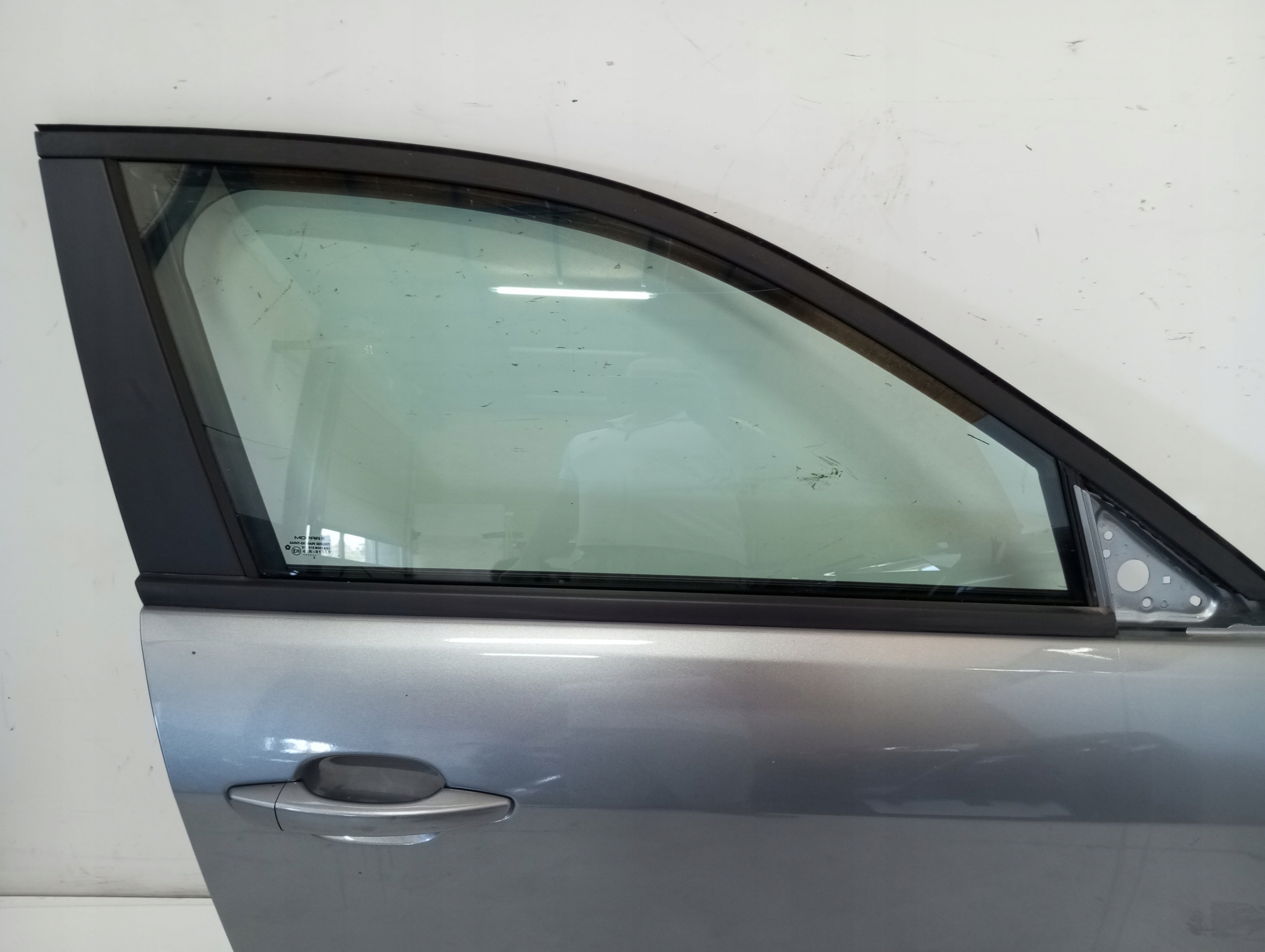 door right front JEEP AVENGER 23R