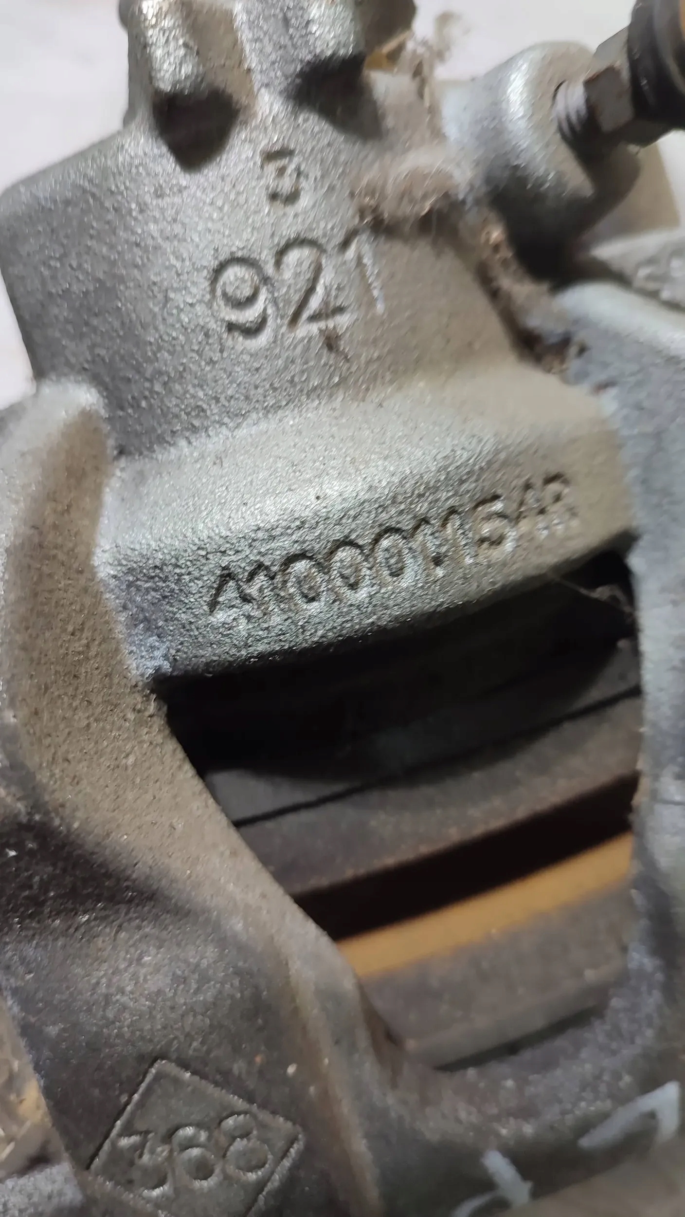 Dacia Logan II 2019r front side left caliper