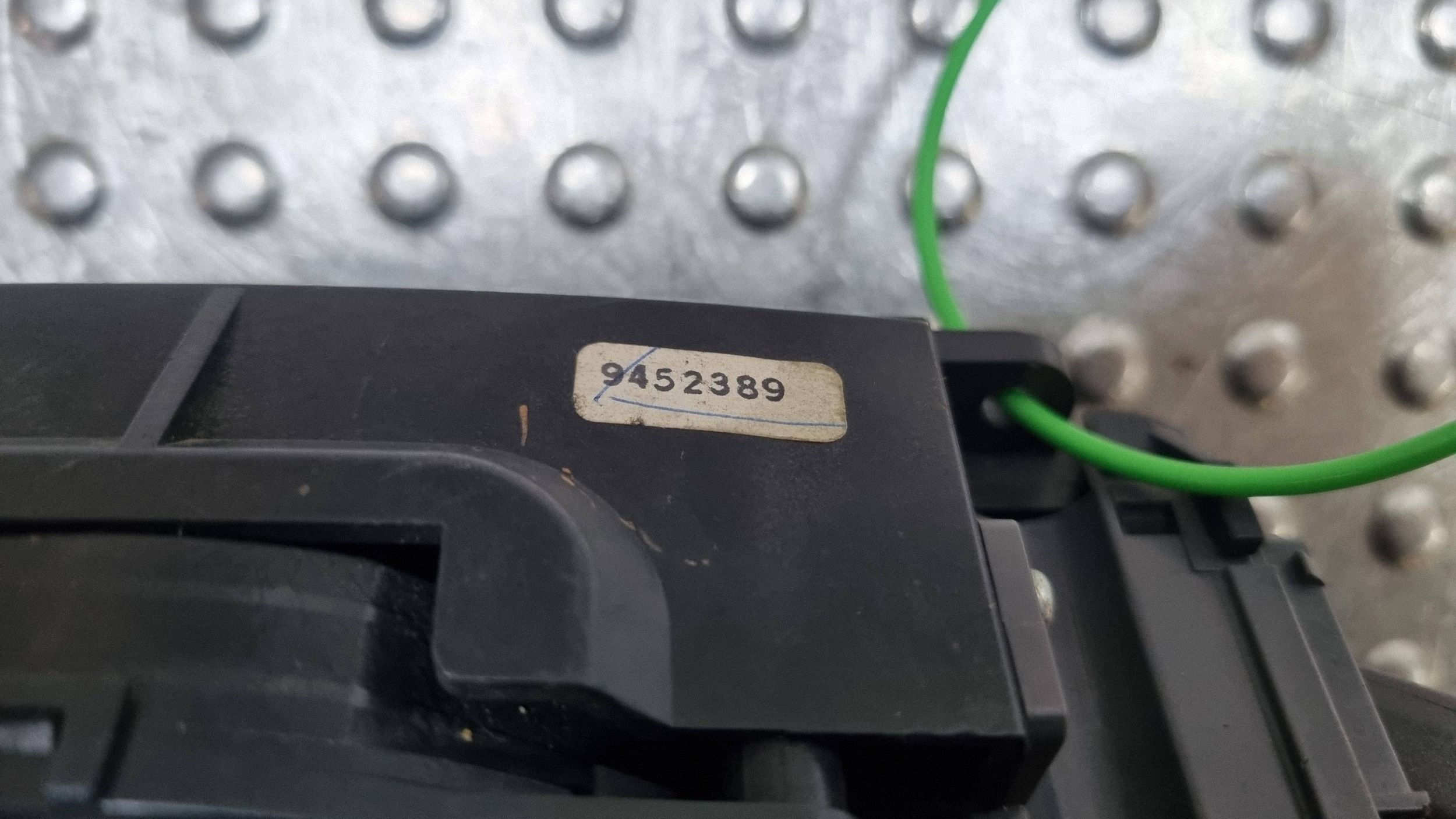 commodo commande levier commodo sous volant anneau 9452389 VOLVO S60 et V70 II XC70 II S80