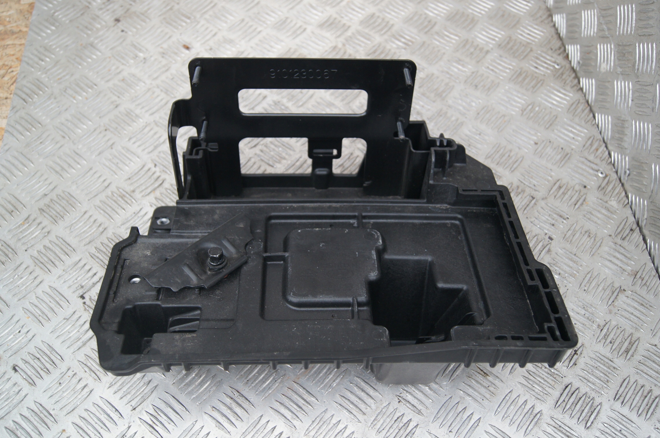 37150-N7000 - Hyundai Tucson IV CRDi 48V батарея база