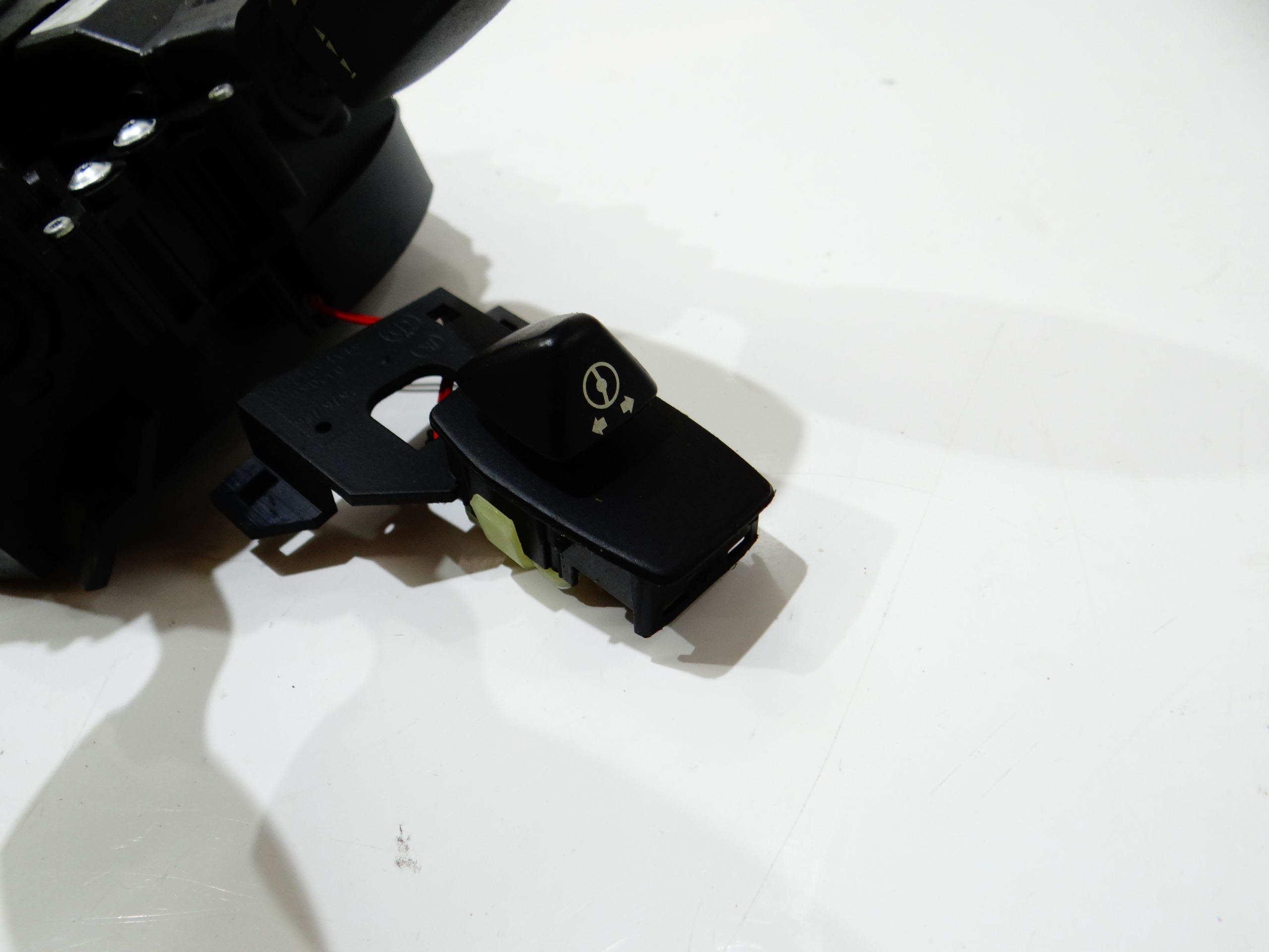 PANEL Kombischalter BMW E61 6976394 (4273168)