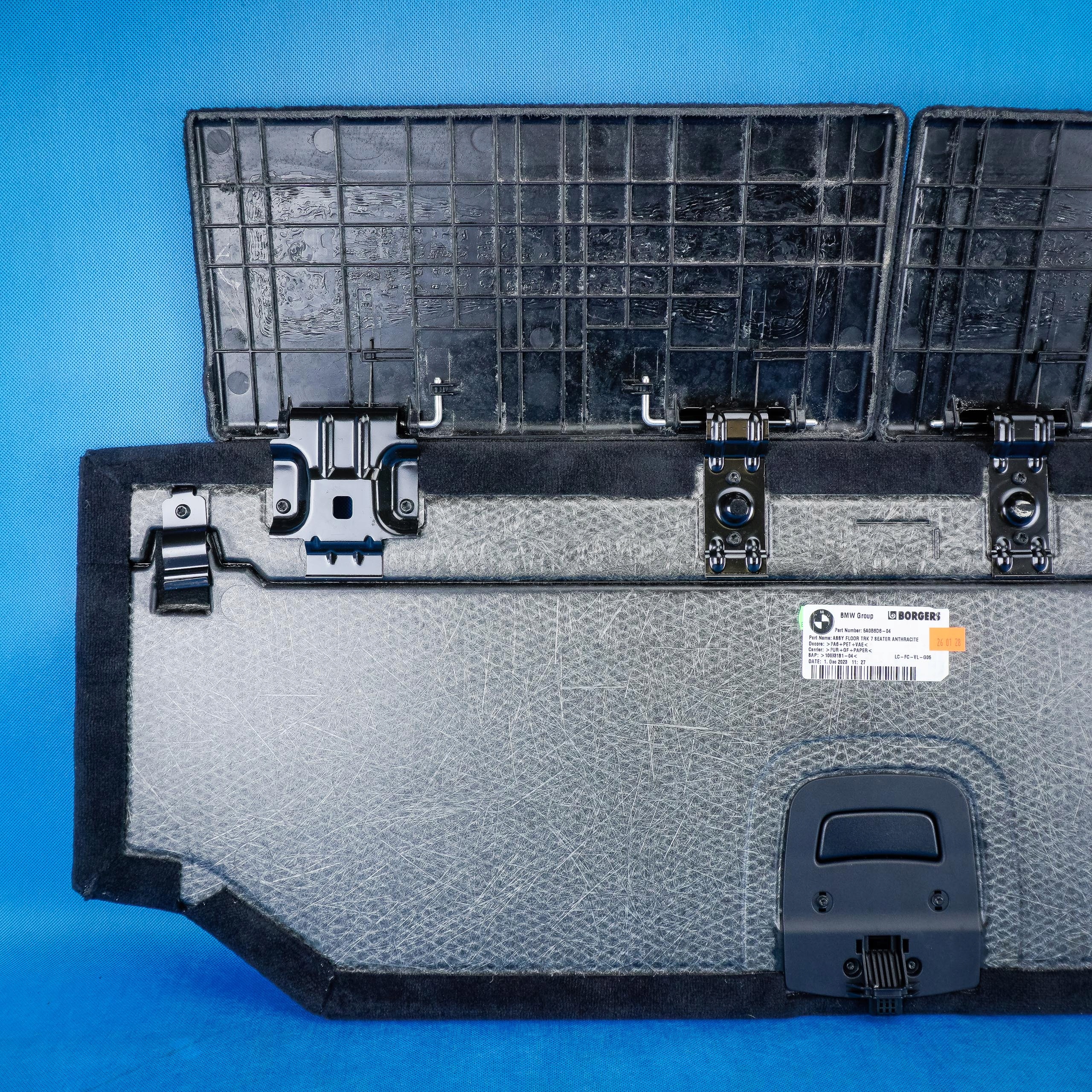 upholstery floor boot 7 osob BMW X5 G05 51475A0B6D6 5A0B6D6