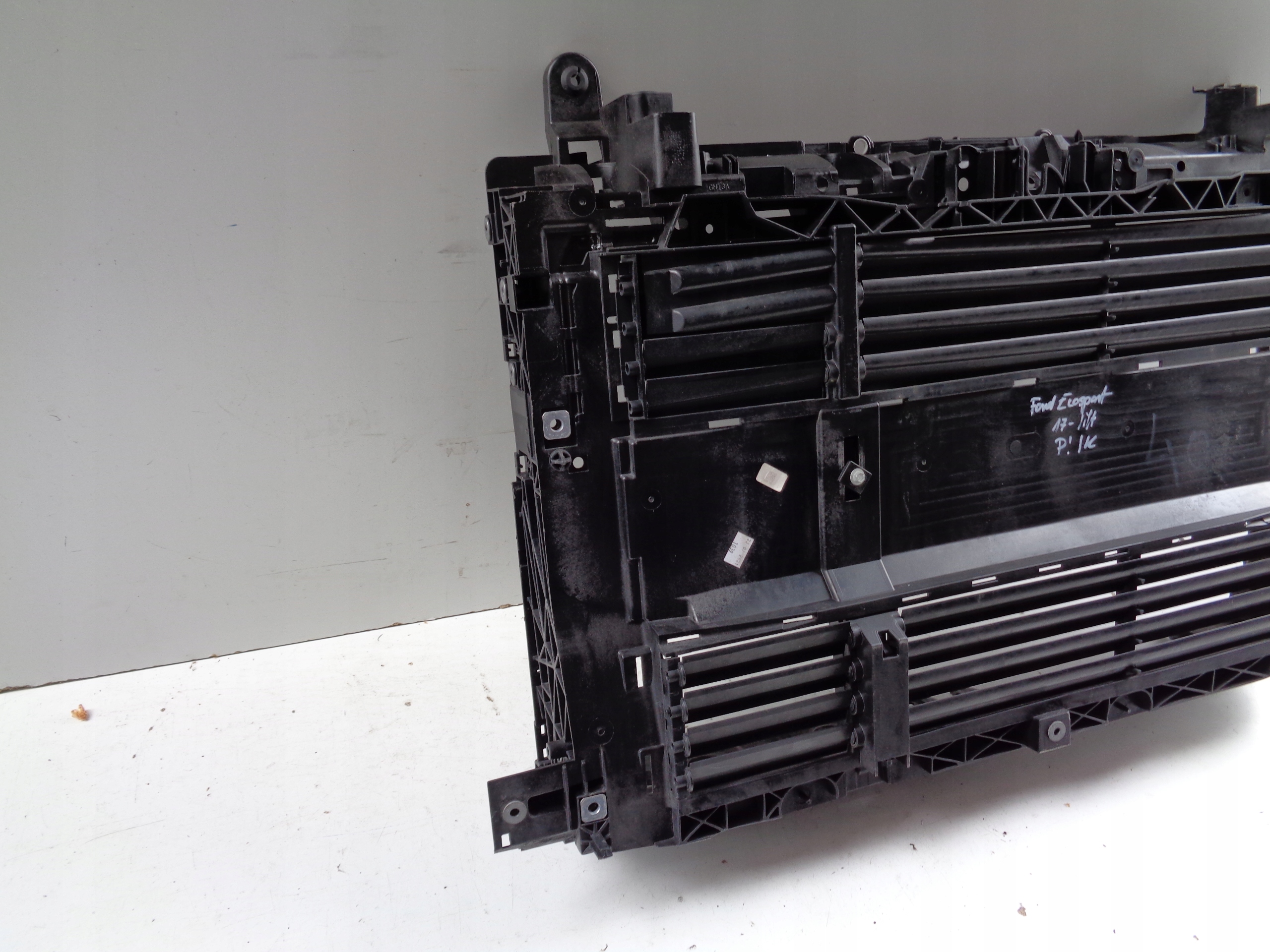 bar, wall front FORD ECOSPORT 17- LIFT
