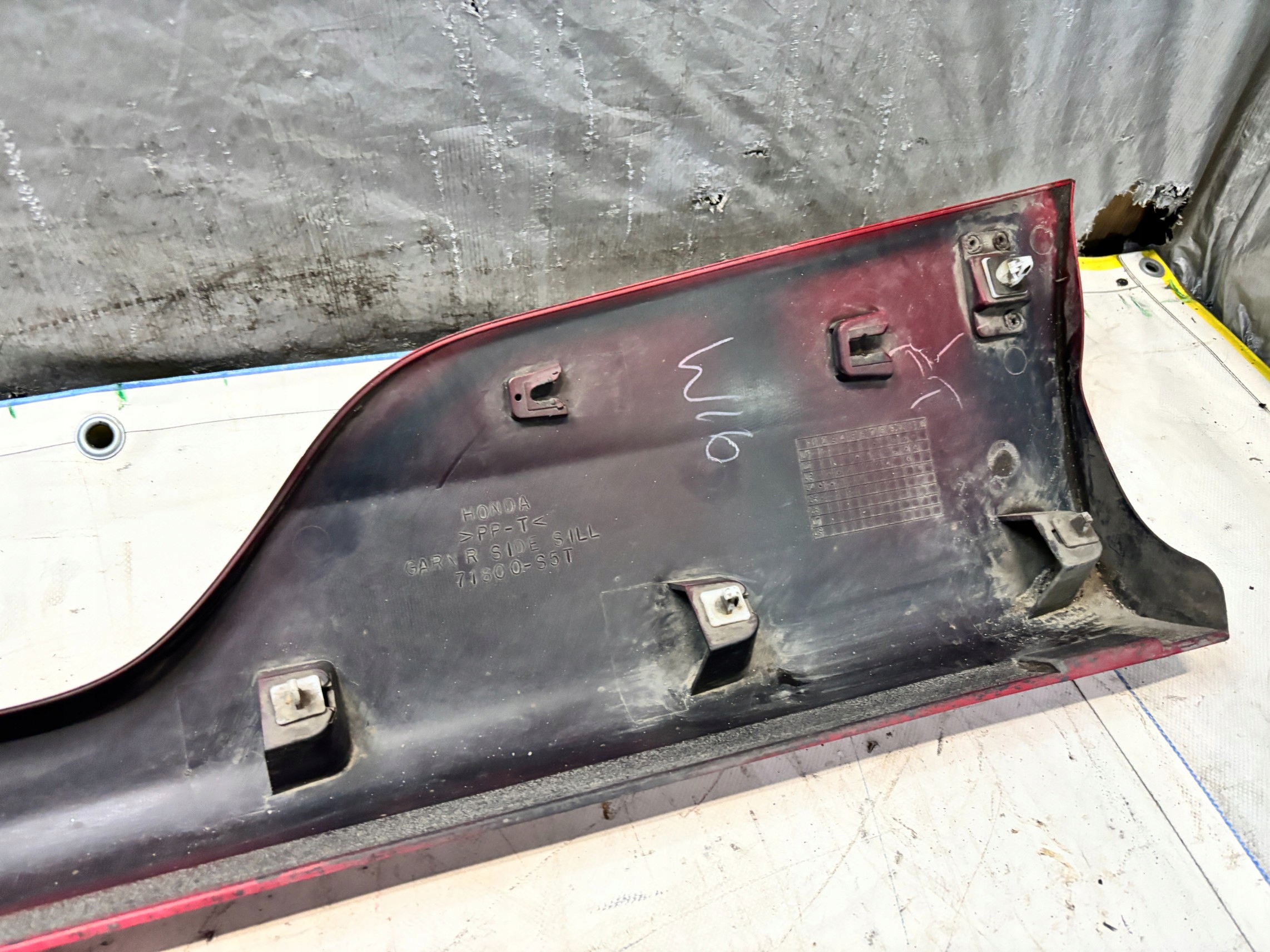 cap moulding threshold SPORT right HONDA CIVIC VII HB 3D R81