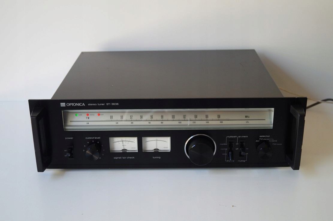Tuner Radiowy Optonica St-3636