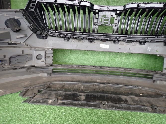 SKODA KODIAQ VRS LIFT 21- Frontstoßstange vorne