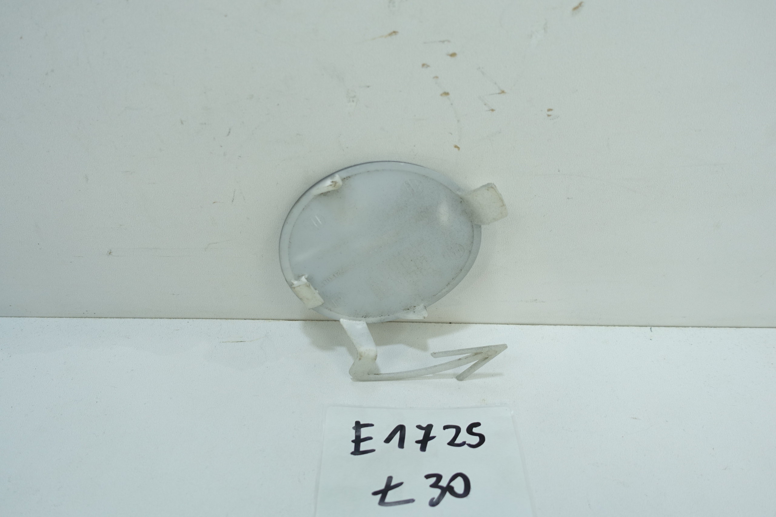 ZAŚLEPKA HAKA ZDERZAKA PRZÓD FORD PUMA II 2019- Strona zabudowy przód