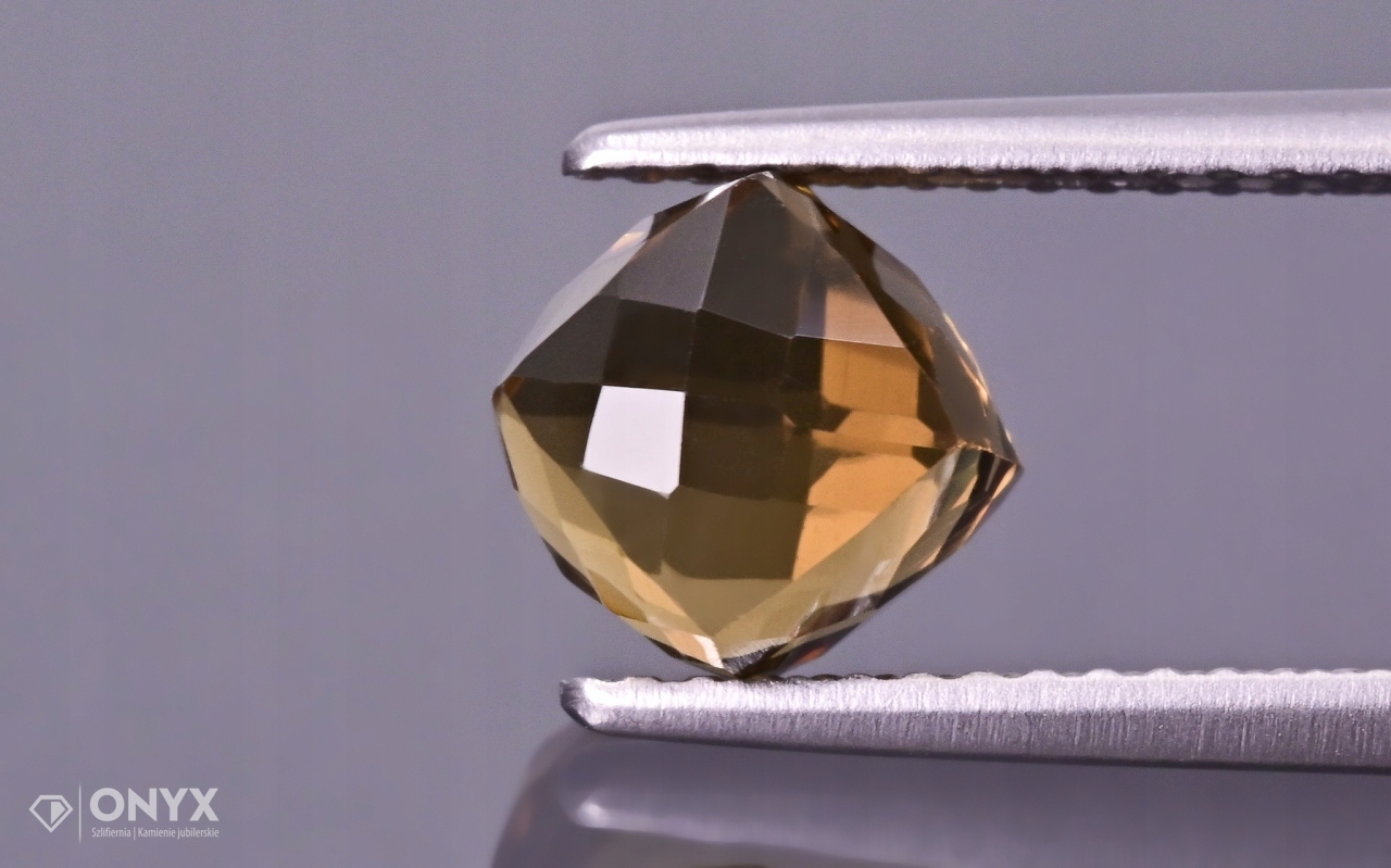 Medový křemen fazetovaná krychle 6,5x6,5 mm