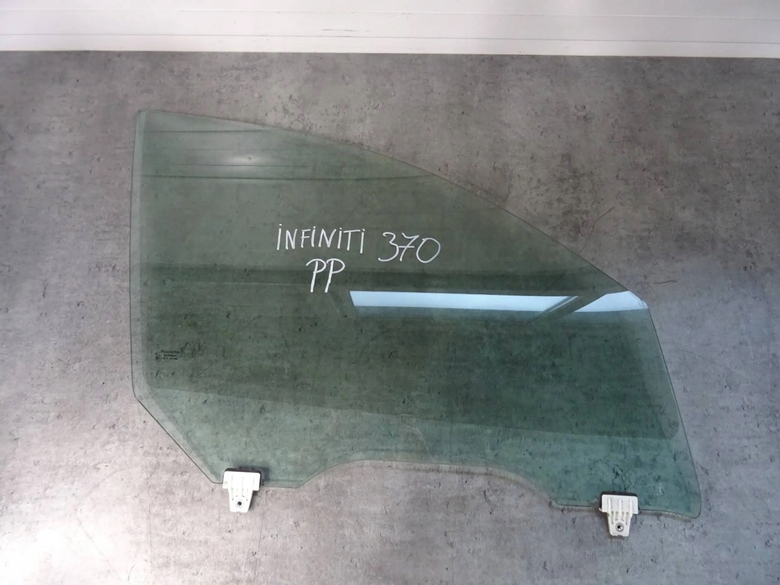 SZYBA PRAWA PRAWY PRZÓD INFINITI FX II LIFT QX70