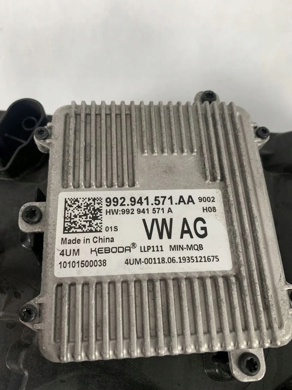 Skoda Superb 3 III FL 19r Reflektor right light right 2019 3V1941016D