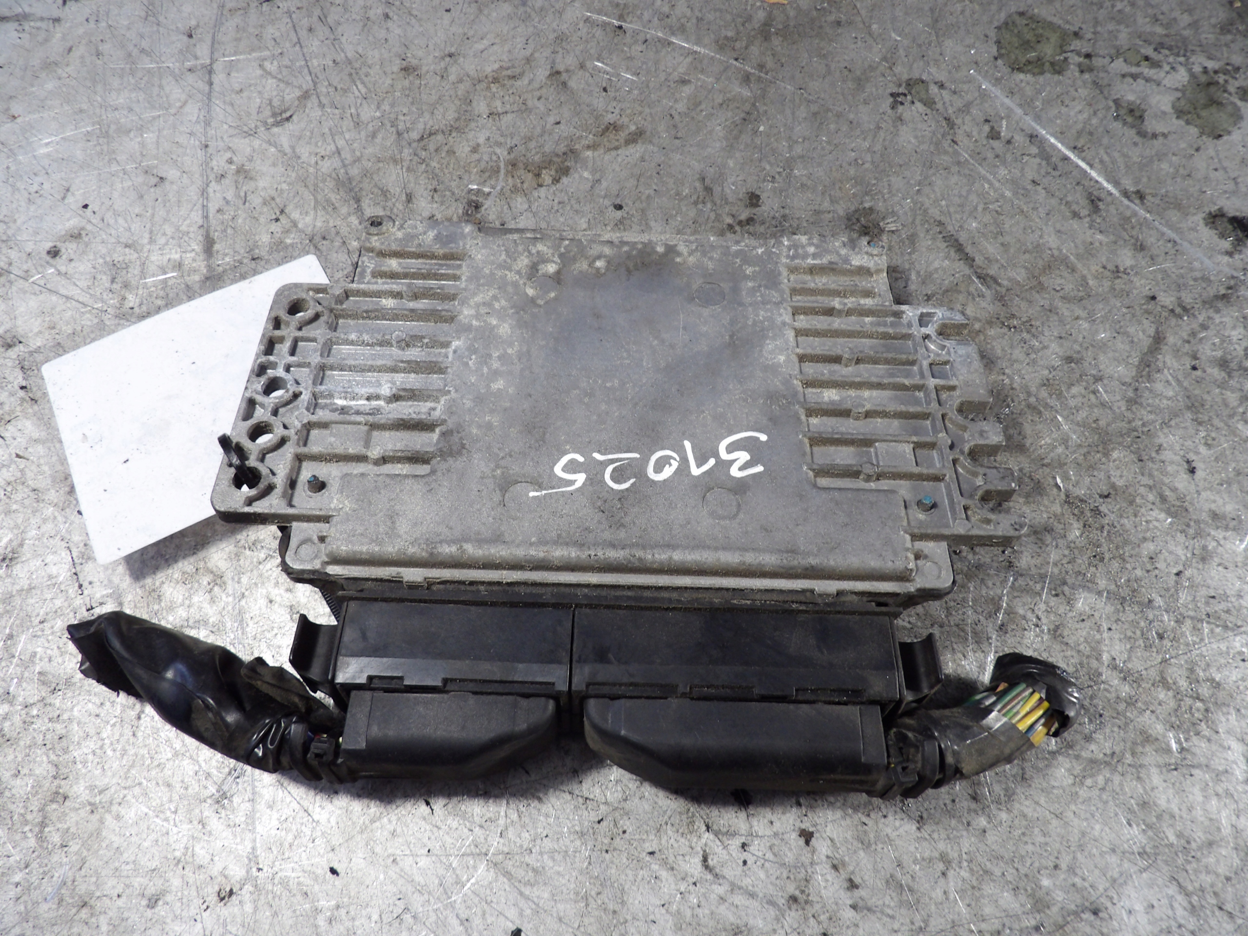 Nissan Micra K12 computer, control unit MEC37-320