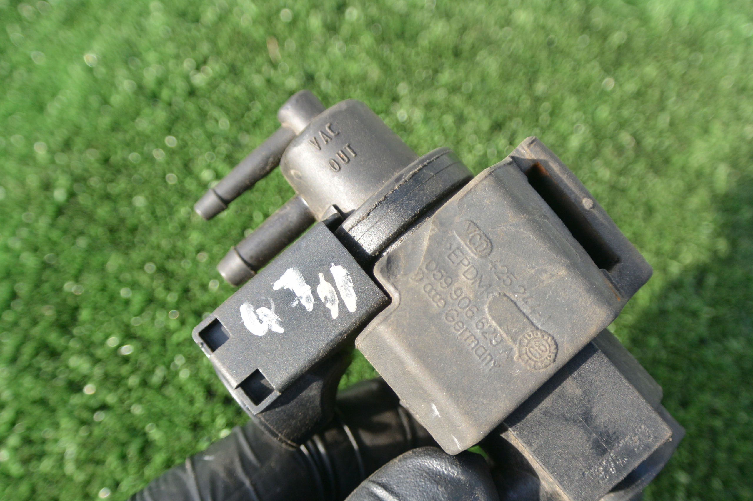 Sensor Unterdruck turbo AUDI Q7 4L A6 A7 A8 3.0 2.7 TDI