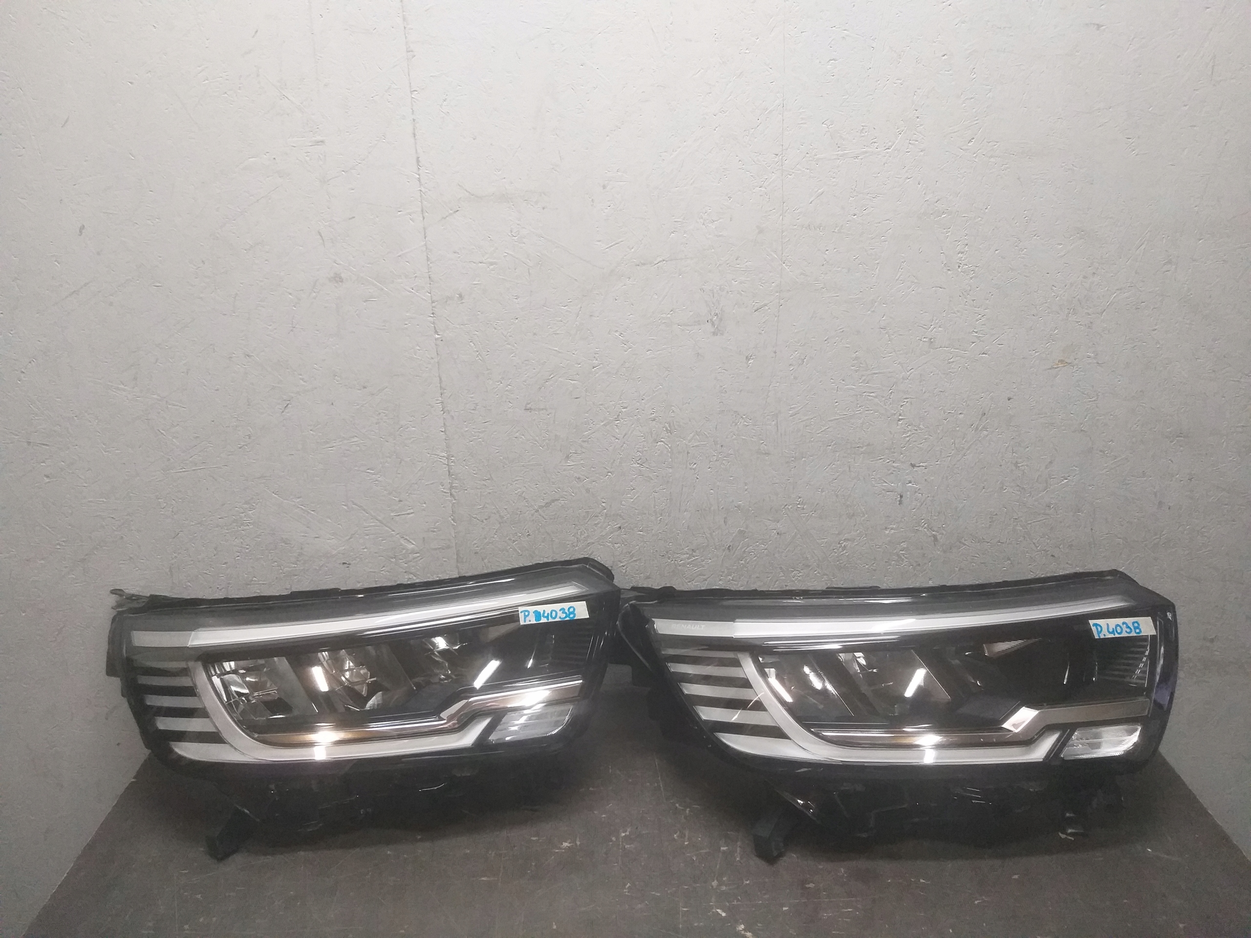 light front right RENAULT KANGOO IV 4 FULL LED 260103264R