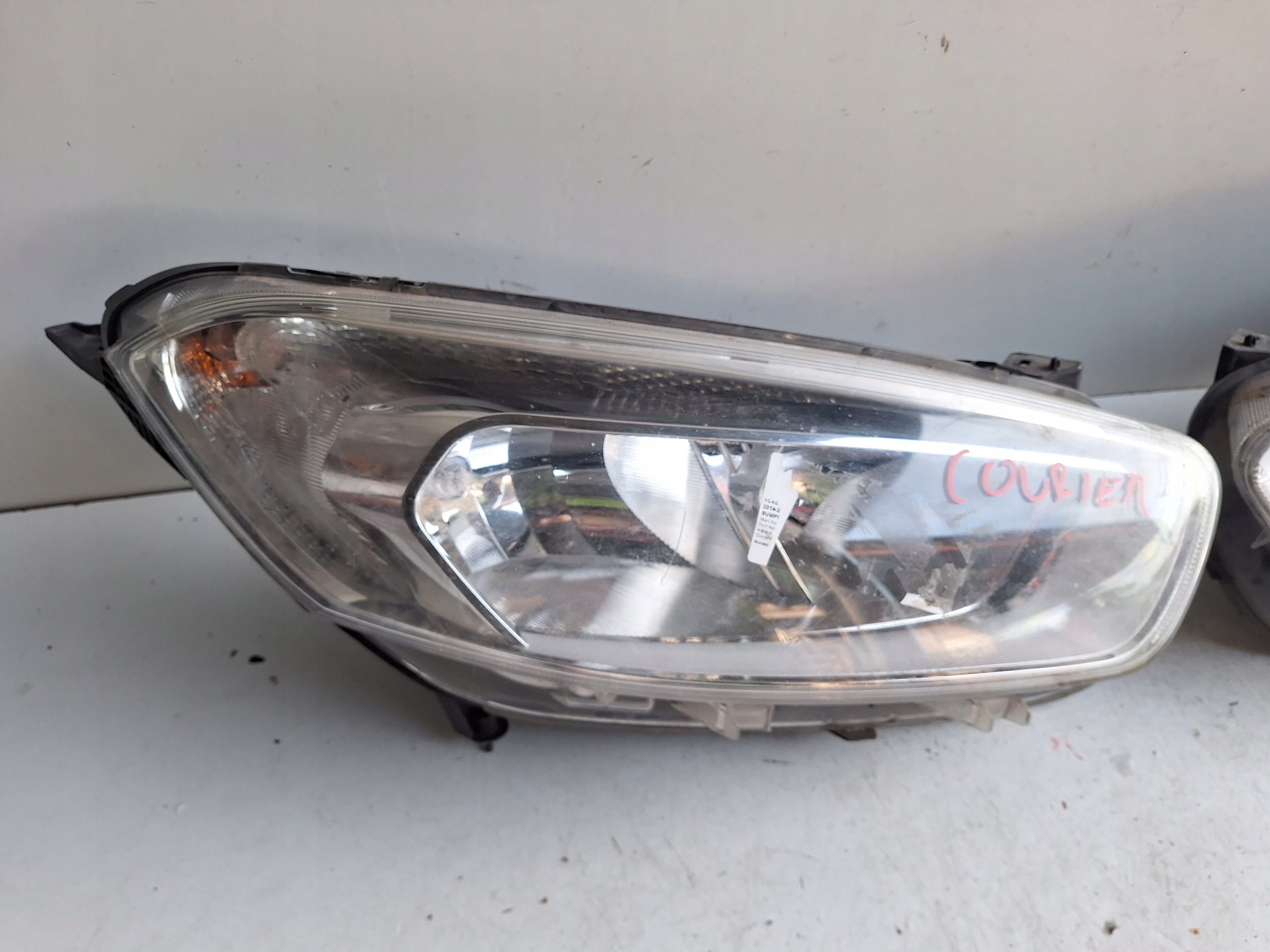 FORD TRANSIT COURIER 14-18 light left UK