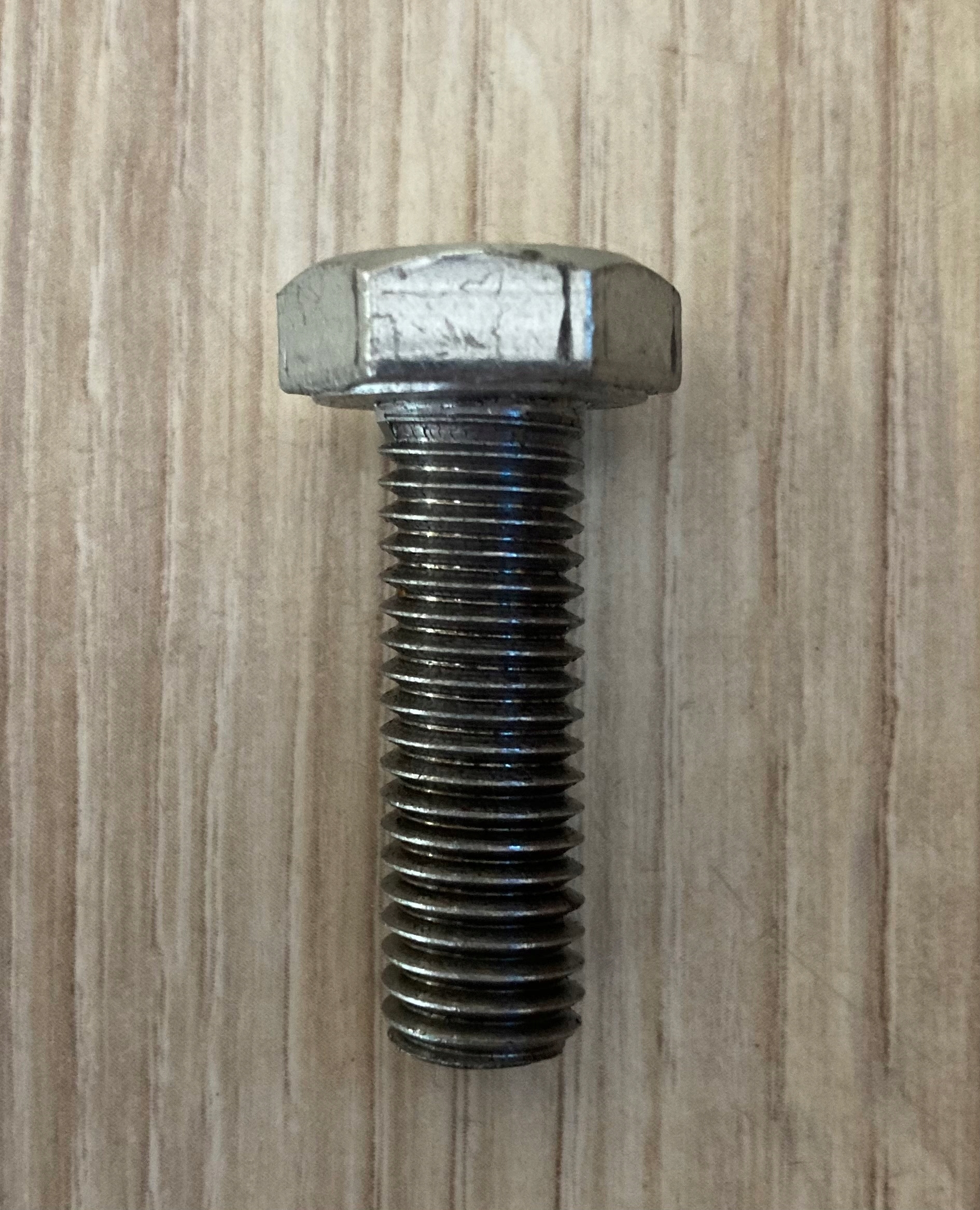 

Śruba piła ukośnica lewy gwint 10x30 klucz 17