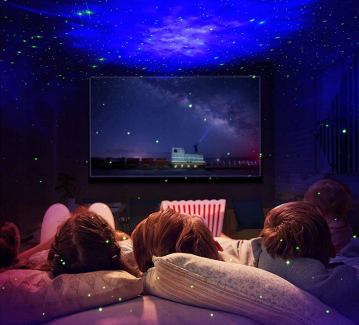 LAMPKA NOCNA PROJEKTOR GWIAZD DLA DZIECI ASTRONAUTA STAR LED OBROTOWA PILOT EAN (GTIN) 5905999031378