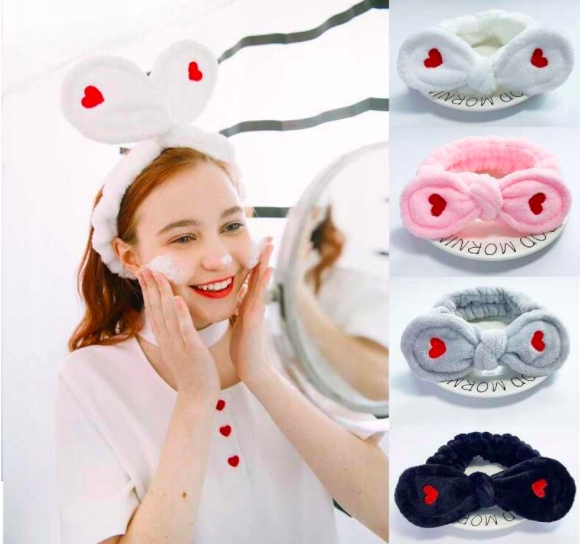 OPASKA KOSMETYCZNA NA GŁOWĘ BIAŁA POLAR MAKE UP Wzór dominujący bez wzoru