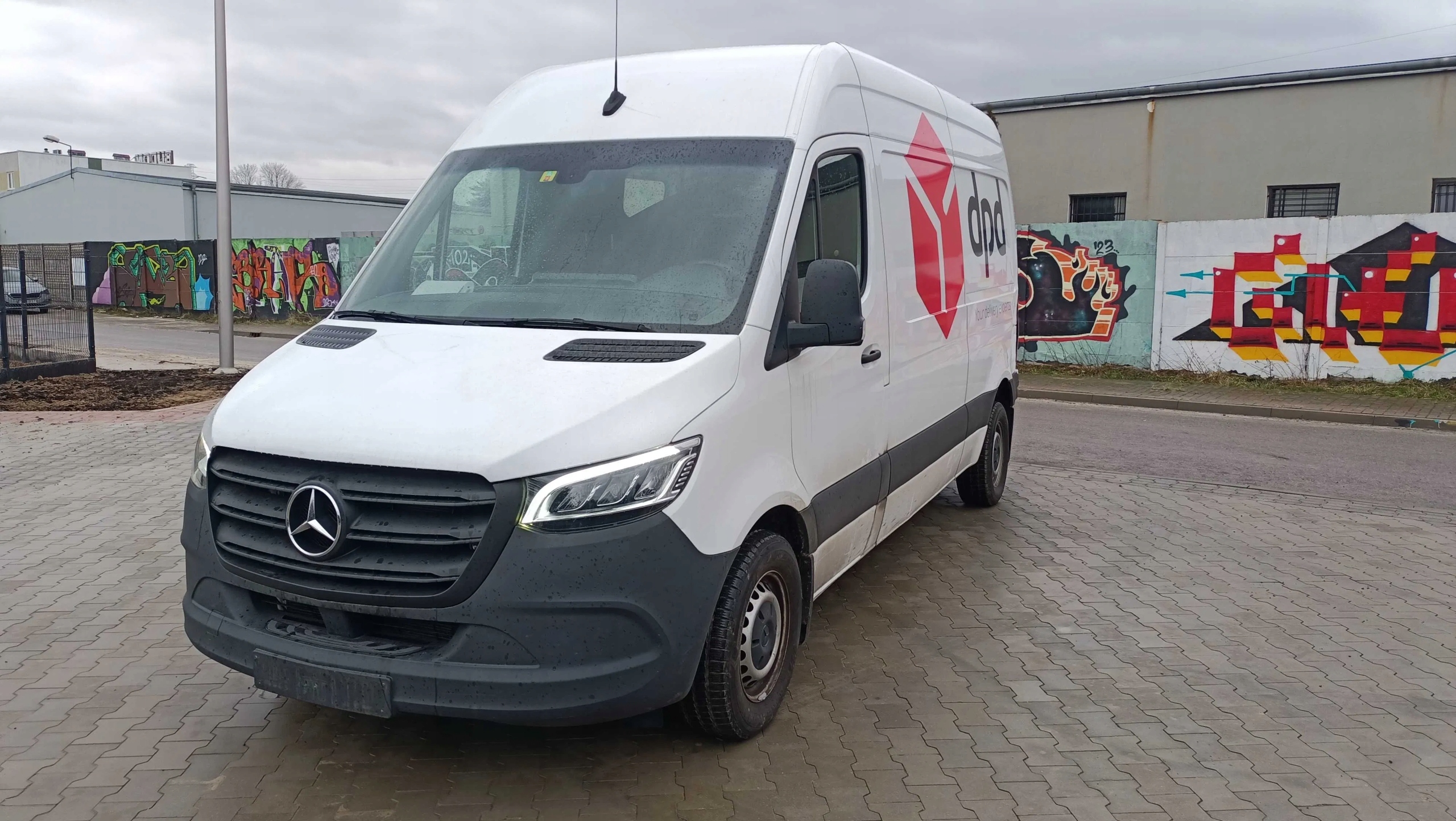 ĆWIARTKA BŁOTNIK TYŁ TYLNY LEWY PRAWY BOK MERCEDES SPRINTER W907 W910 L1H2