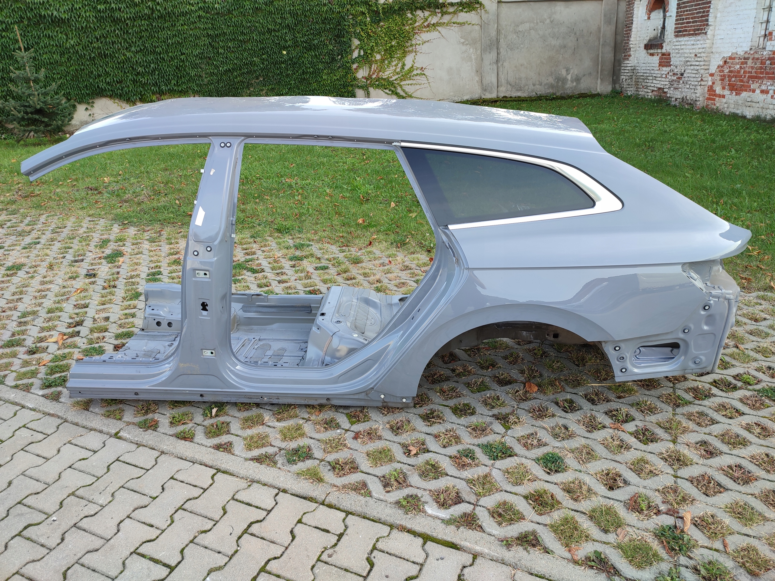 VW ARTEON Shooting Brake ĆWIARTKA TYŁ LEWA DŁUGA TYLNA BŁOTNIK LA7C