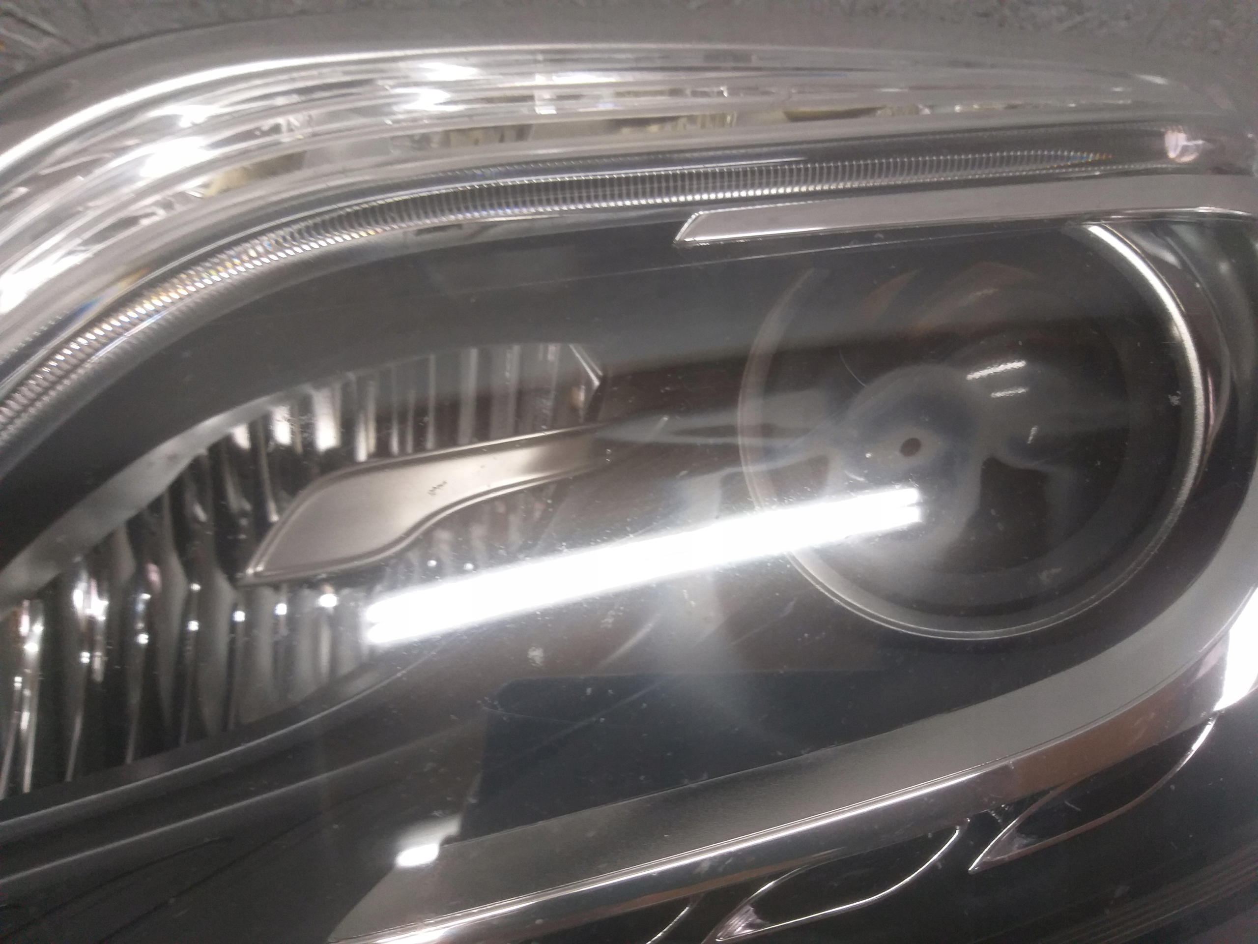 light front left MERCEDES GLK W204 LIFT XENON ILS LED 10- A2048201539